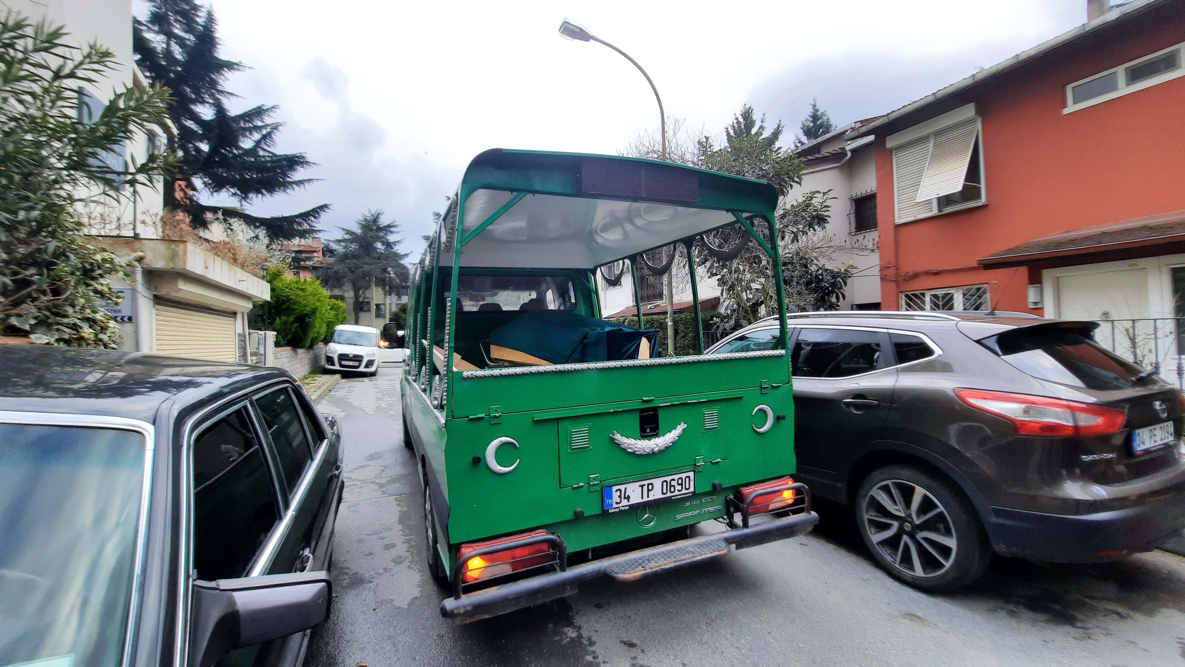 Gazeteci Ergin Konukseverin eşi Günay Konuksever hayatını kaybetti