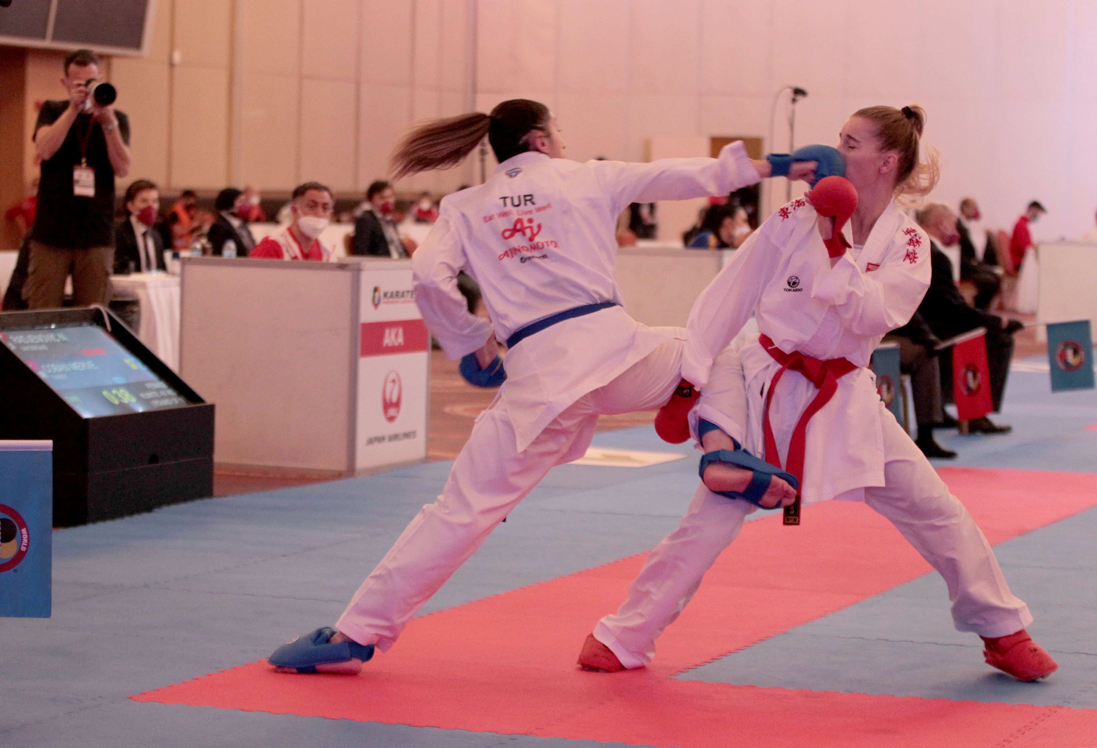 7 milli karateci finalde