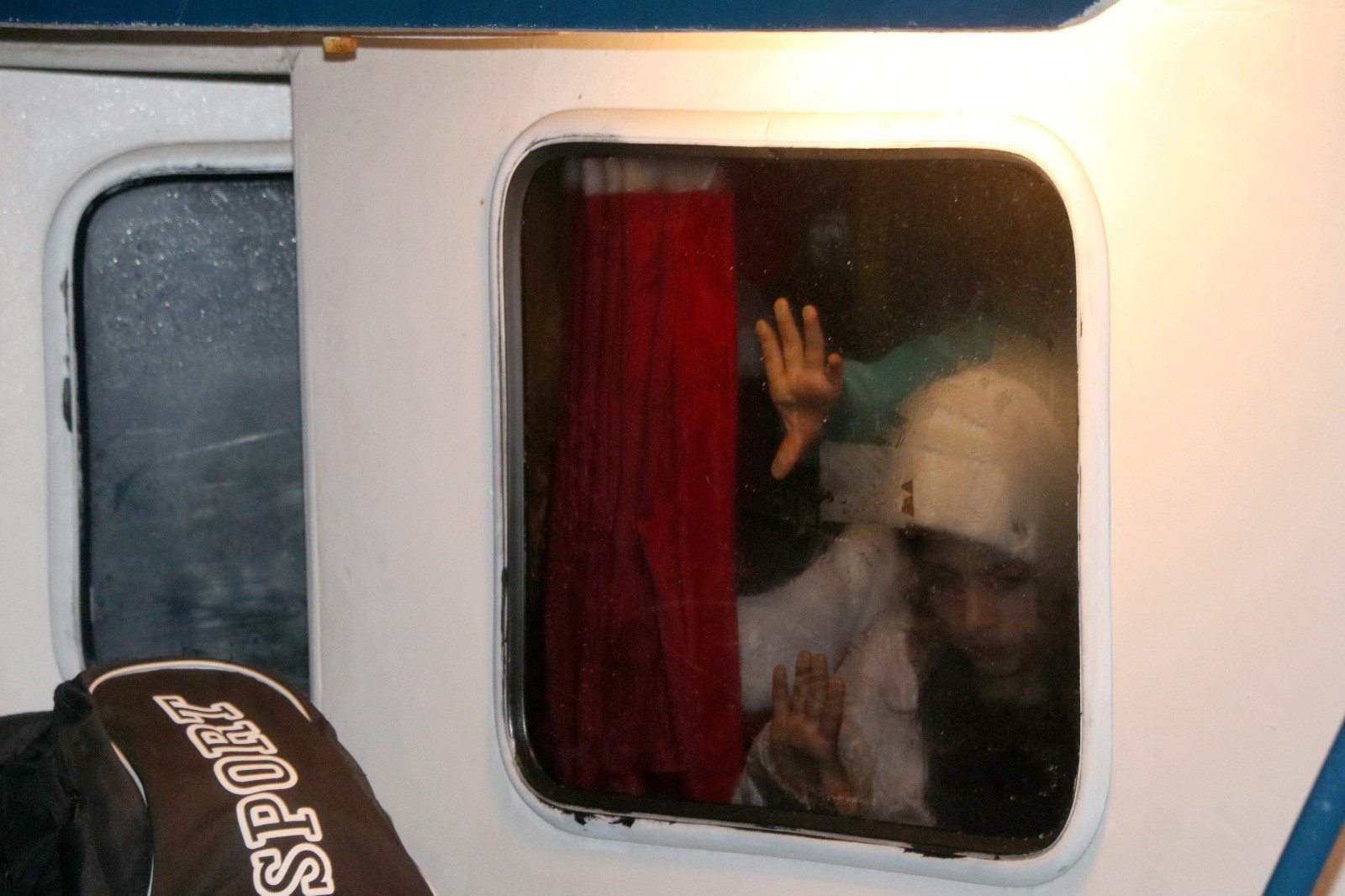 FETÖ üyelerini yurt dışına kaçıran organizatörler, kaçak göçmen operasyonunda yakalandı