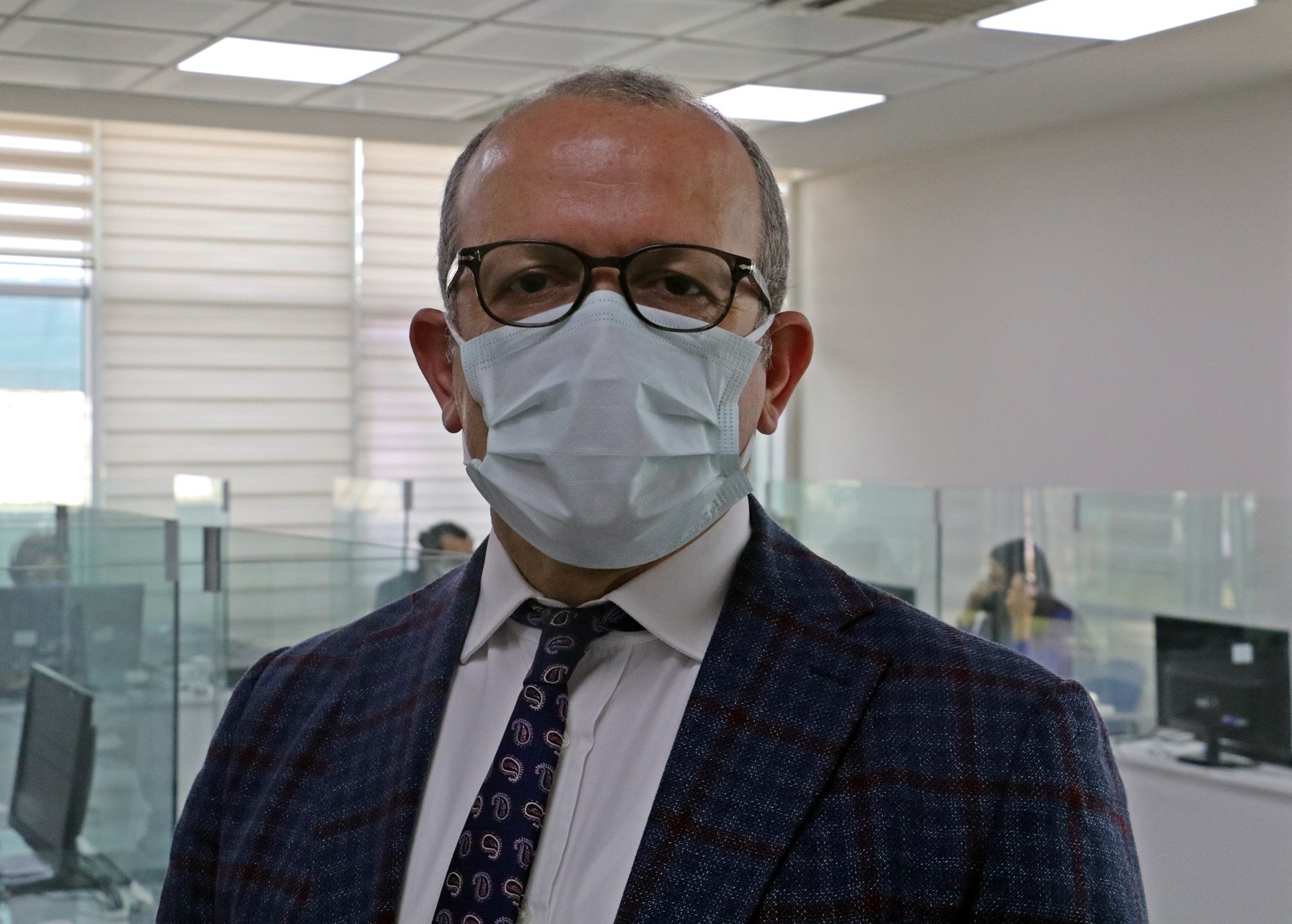 İlk doz aşıyı olduktan sonra virüse yakalananlara sil baştan aşı uygulaması