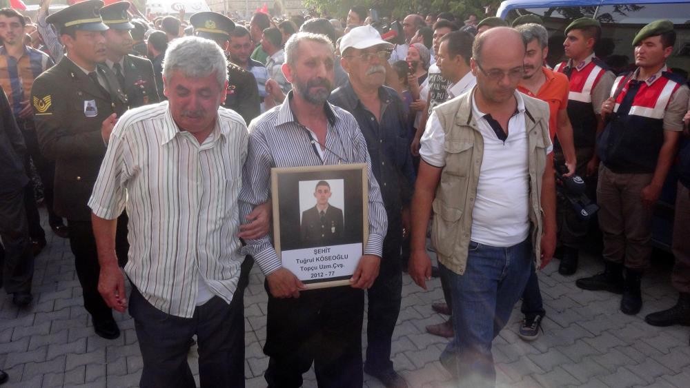 Şehit Tuğrul Köseoğlu’nun babası: 'Allah ayaklarına taş değdirmesin'