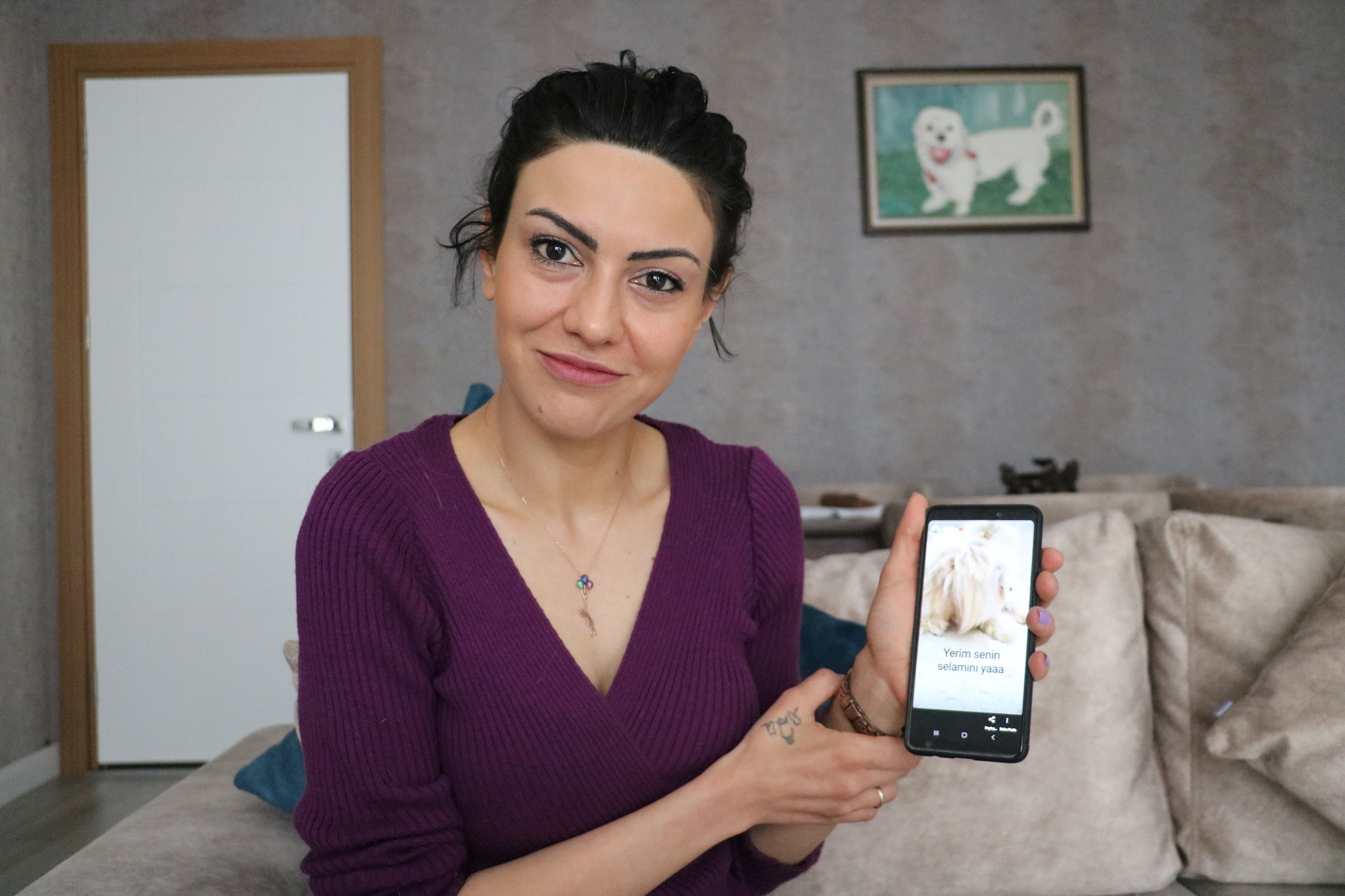 MS hastası genç kız 'o olmadan yaşayamam' dediği köpeğini getirene ödül verecek