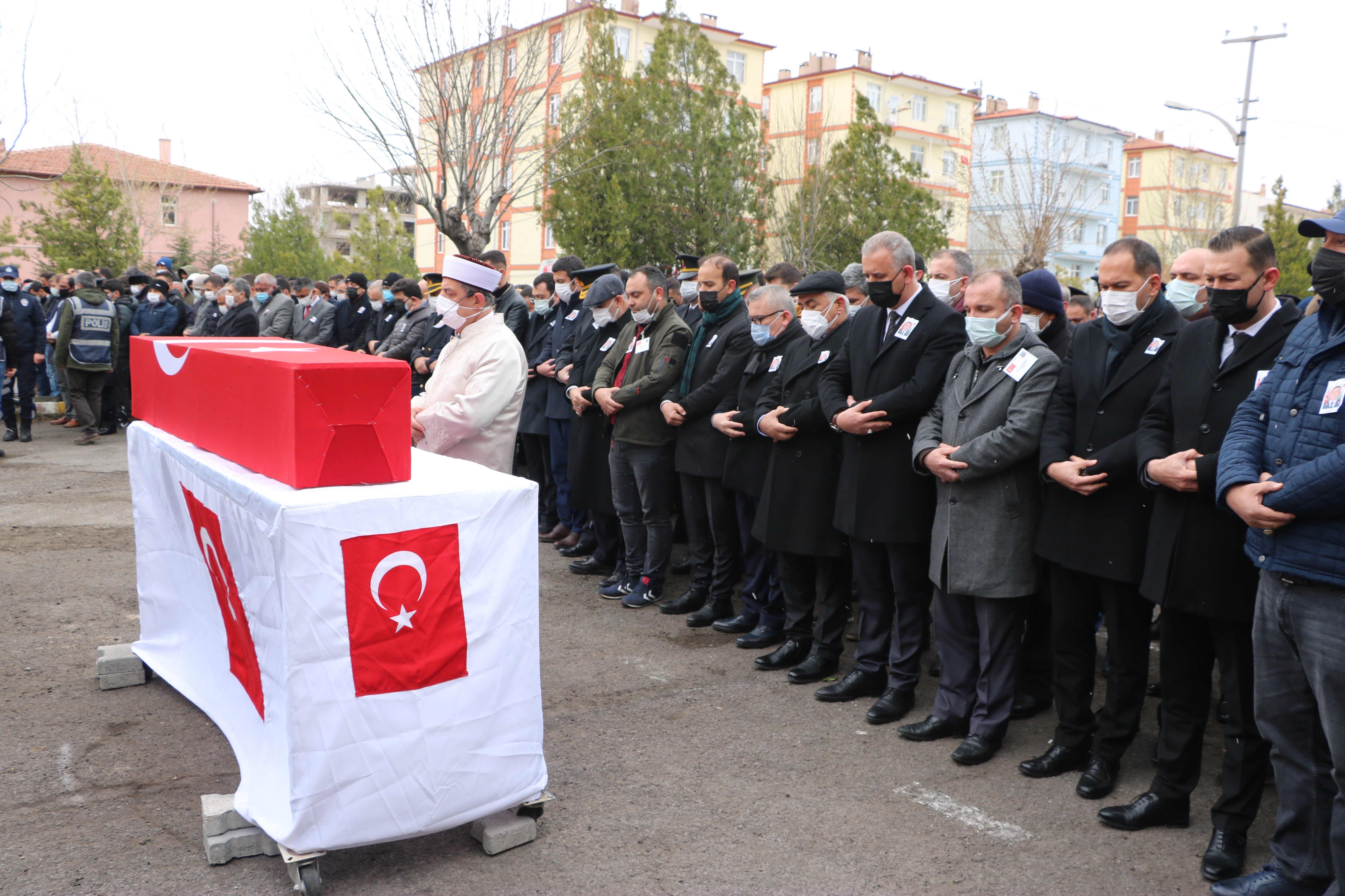 Niğdeli Şehit Uzman Çavuş Erkan Erdem son yolculuğuna uğurlandı
