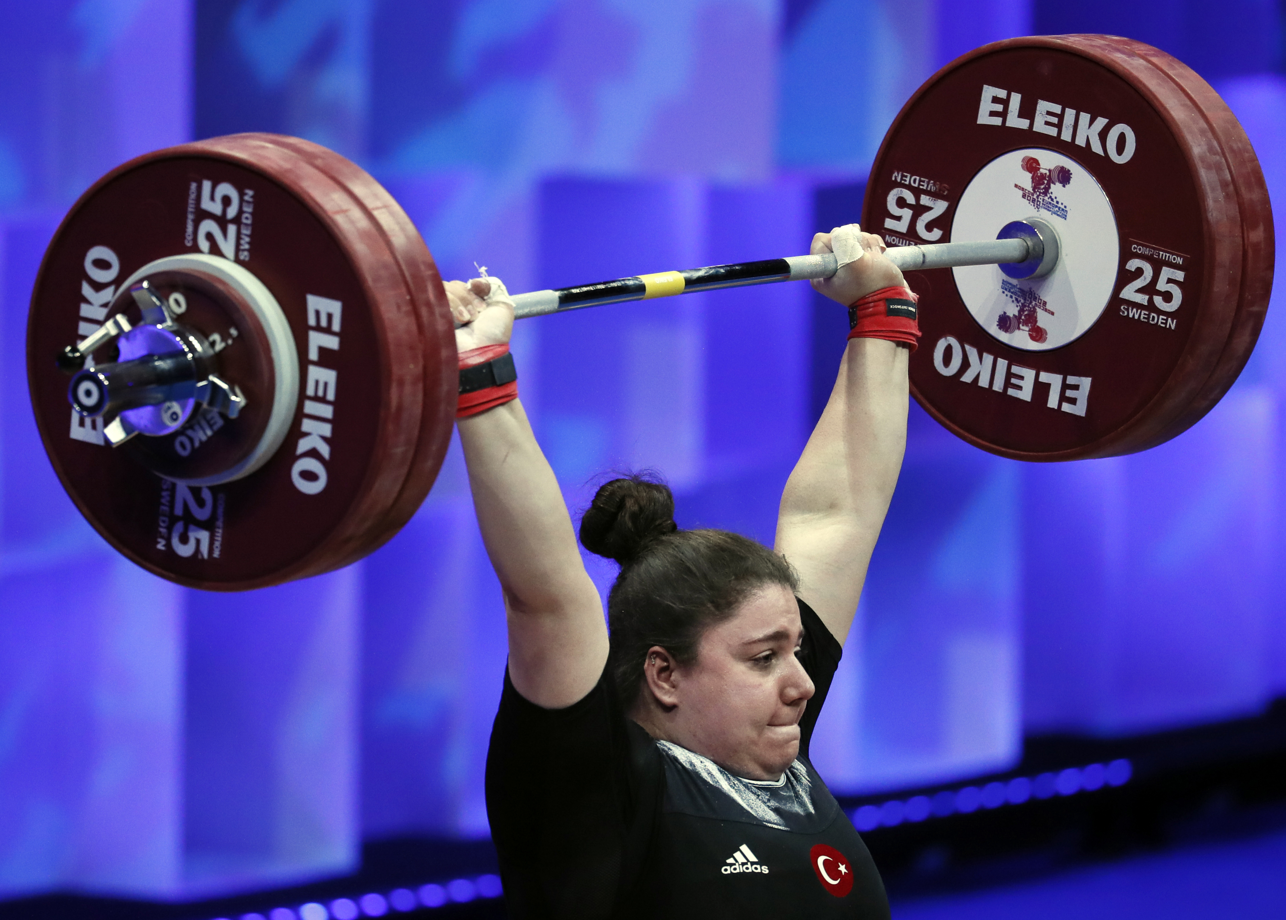 Avrupa Halter Şampiyonası’nda Melike Günal’dan 3 madalya