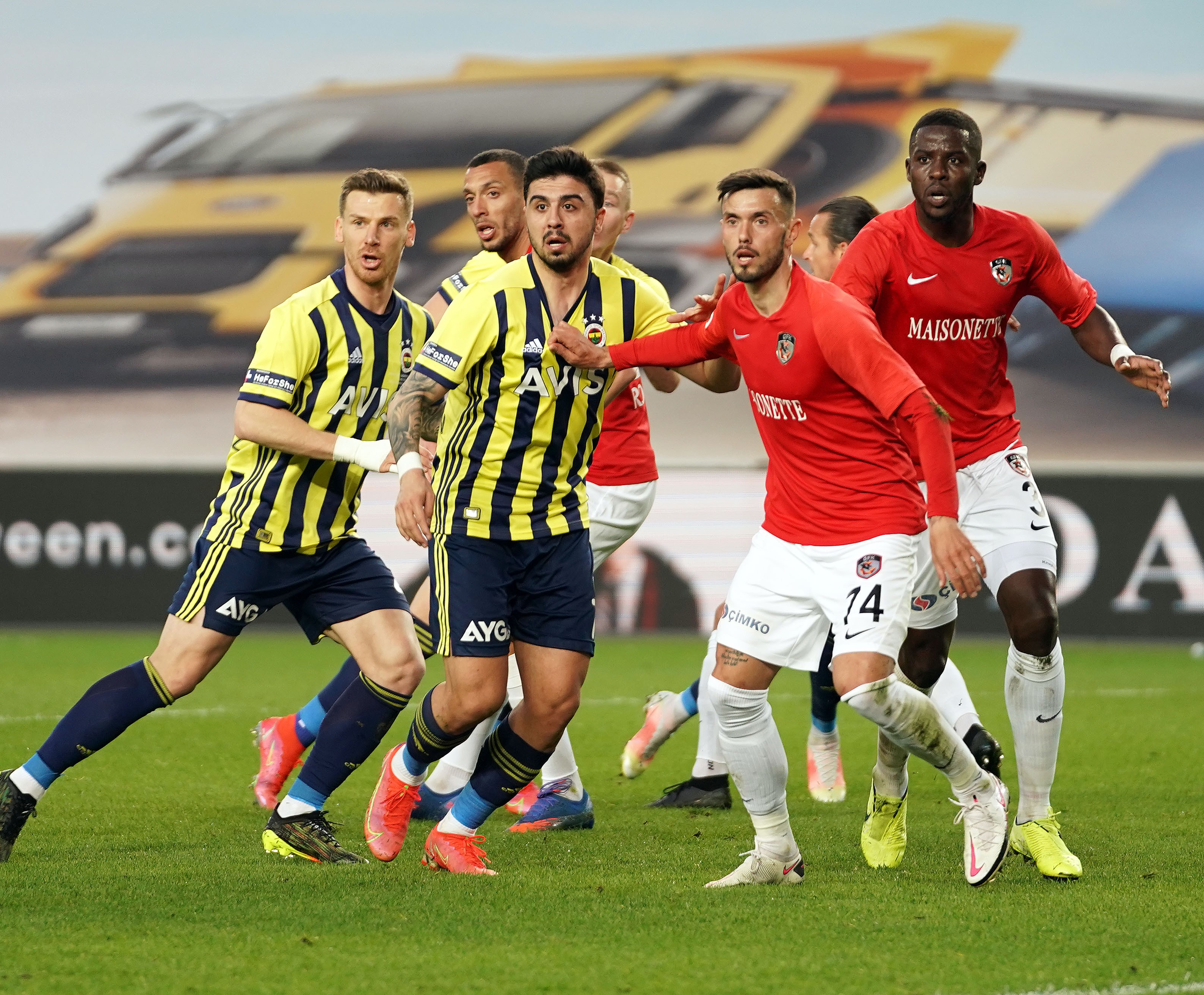 Süper Lig: Fenerbahçe: 3 - Gaziantep FK: 1 (Maç sonucu)
