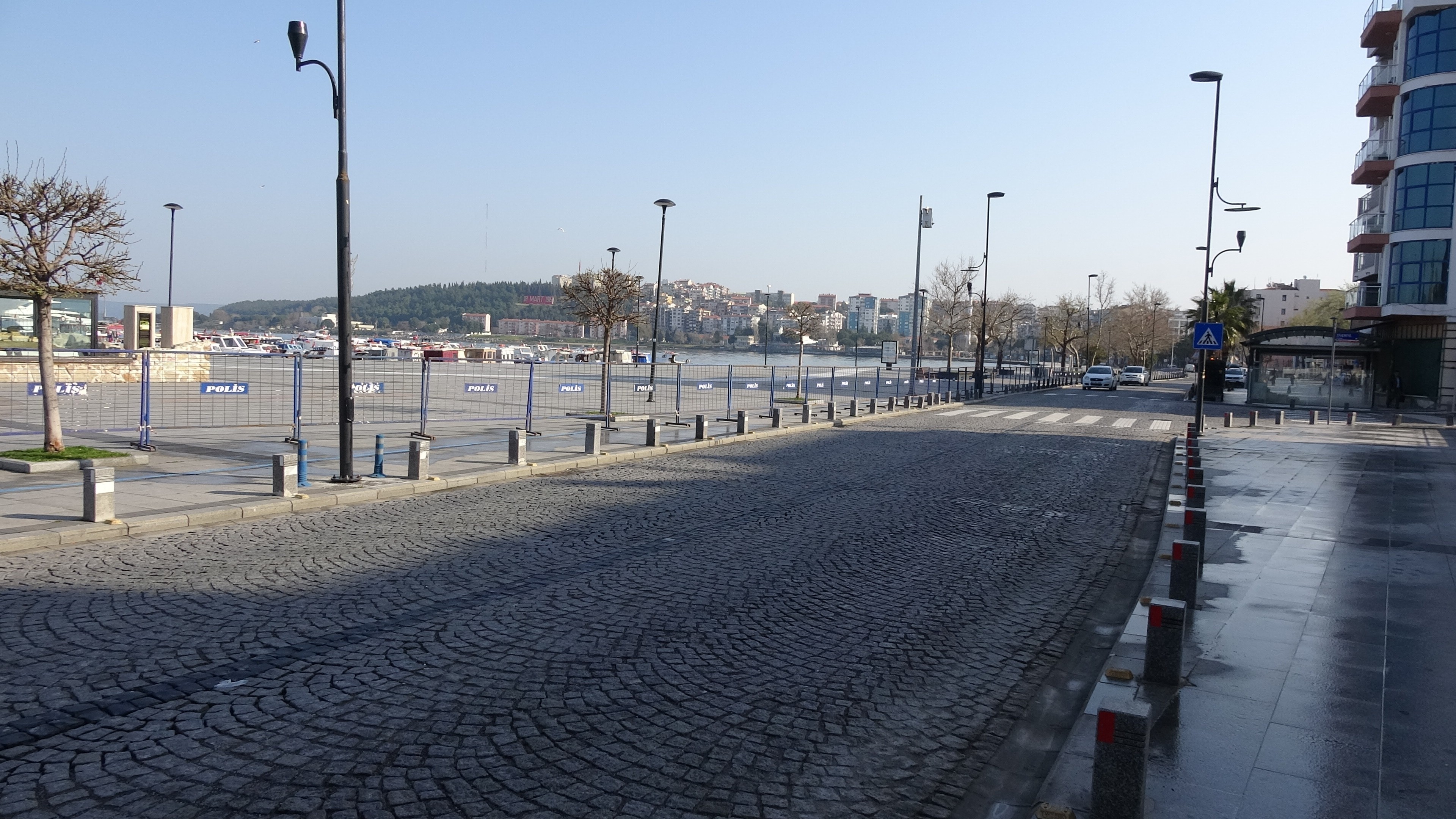Çanakkale sahilleri korona virüs salgını nedeniyle kapatıldı