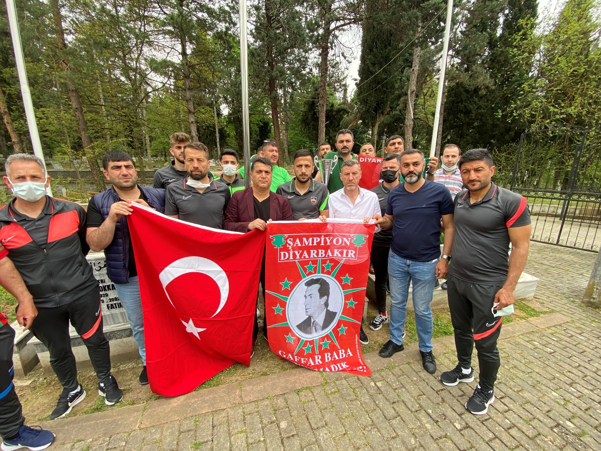 Diyarbekirspor şampiyonluk ve kupayı şehit Okkan’a armağan etti