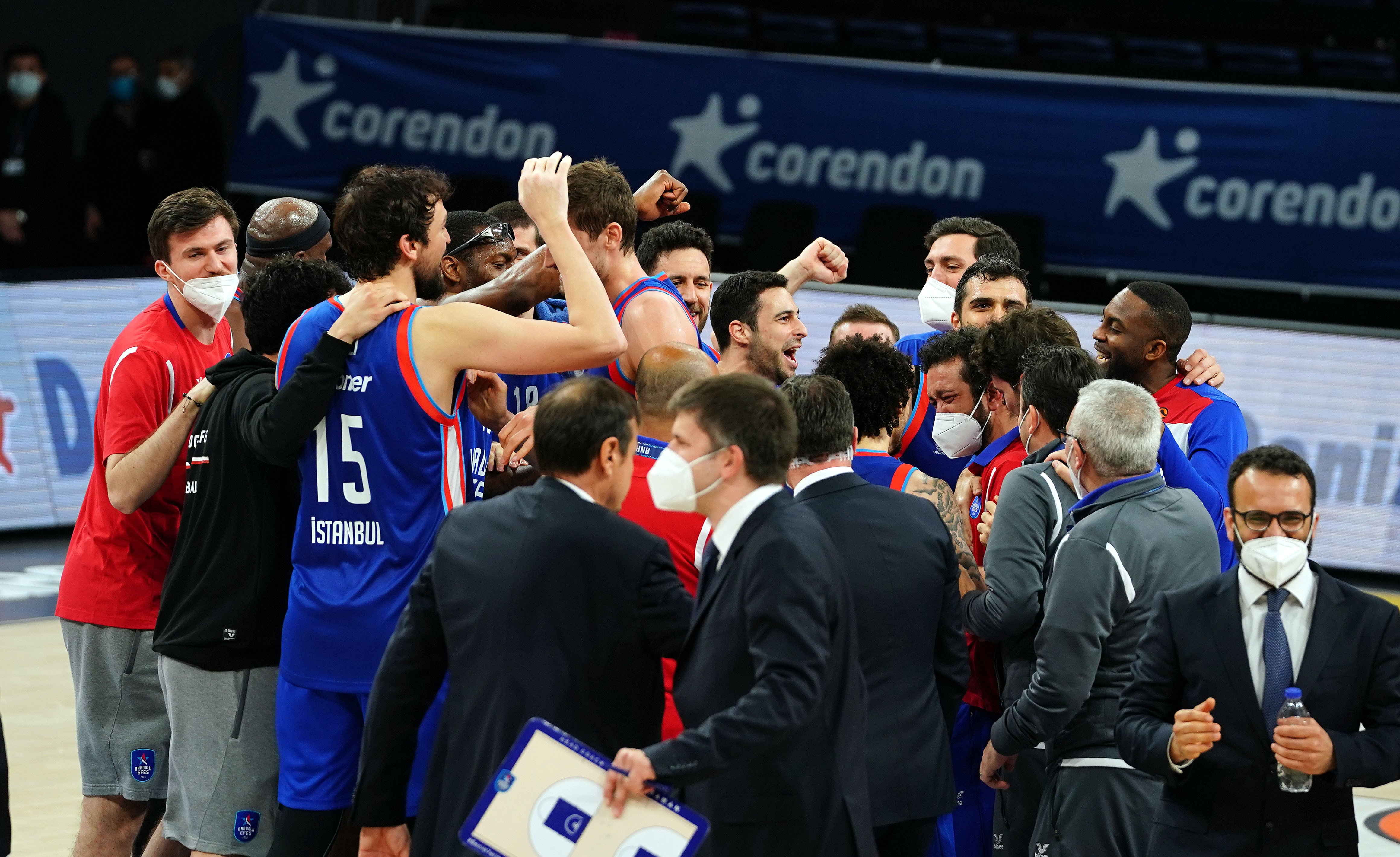 Anadolu Efes, THY Euroleague’de Final-Four’da