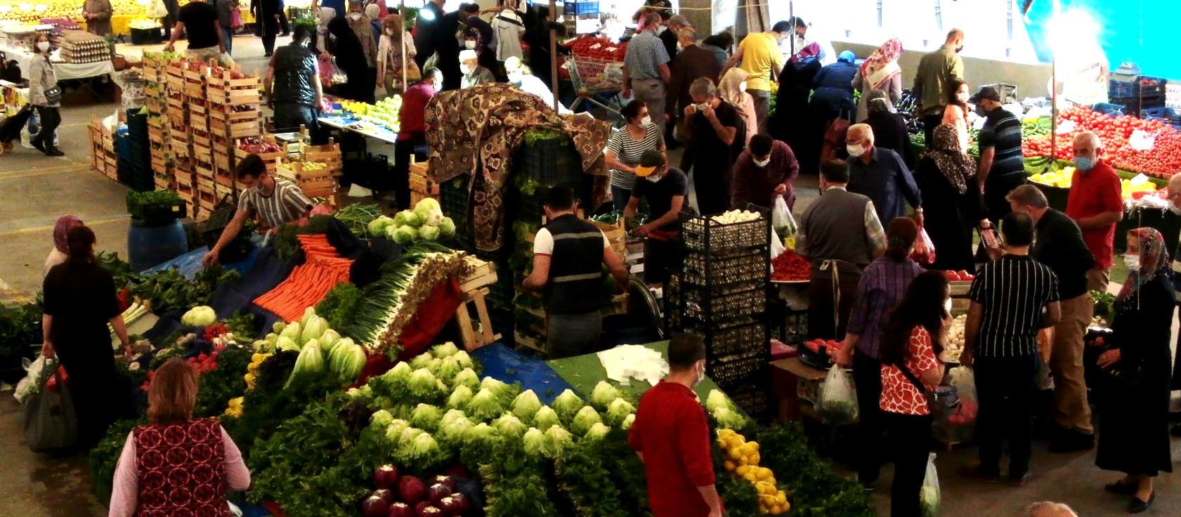 8 gün sonra pazarlar açıldı vatandaşlar akın etti