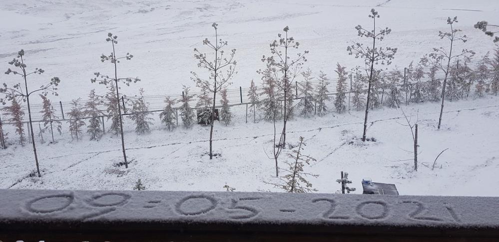 Mayıs ayında kar yağışı! Birçok il beyaza büründü