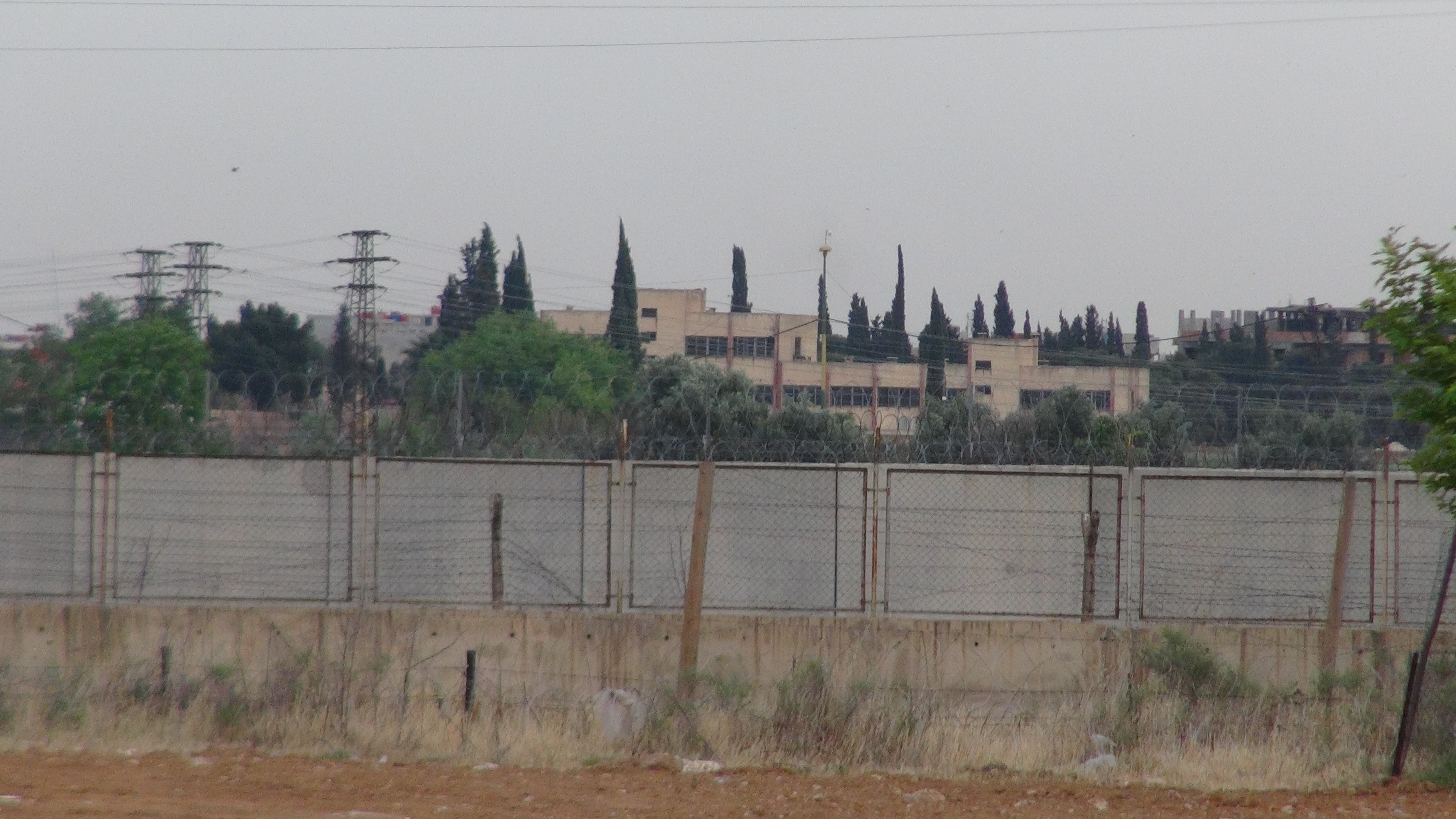 Suriye sınırı 'güvenlik duvarı' ile örüldü