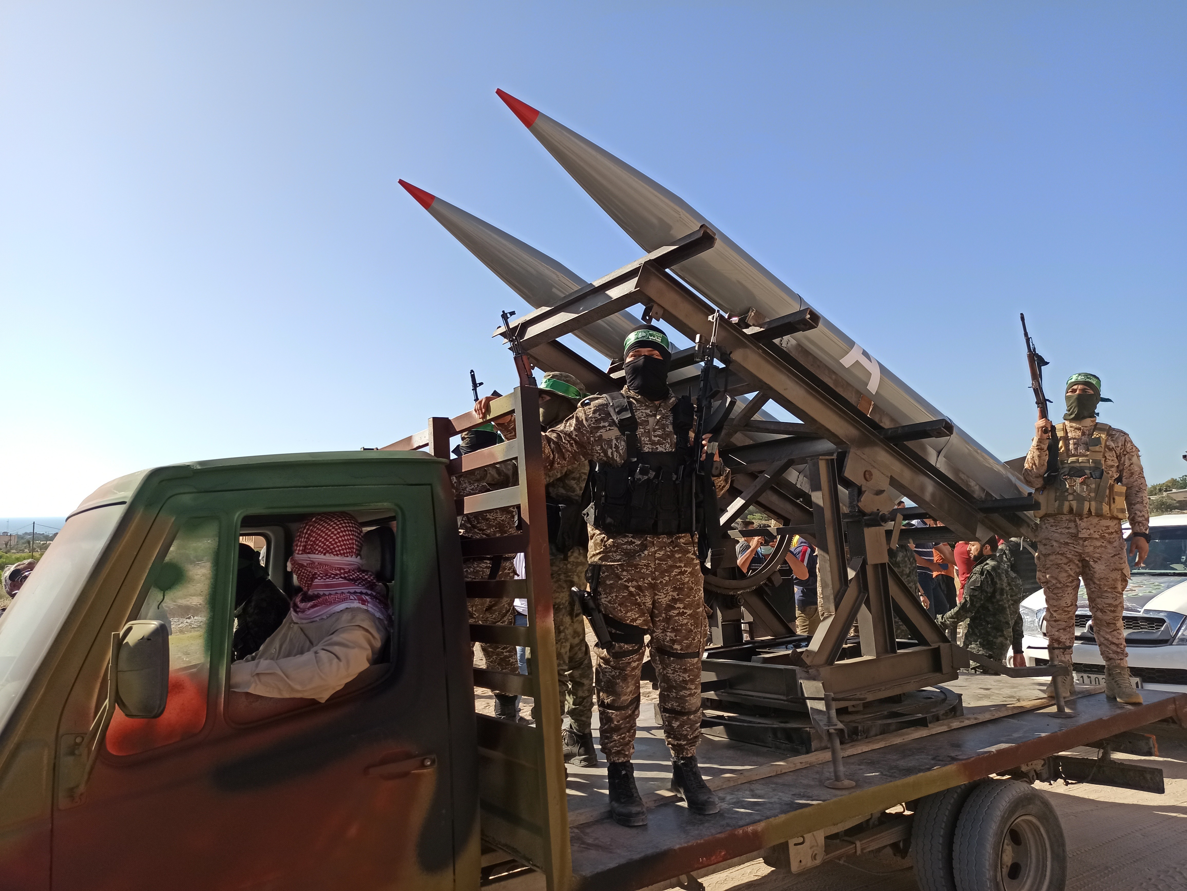 El-Kassam Tugayları, Gazze Şeridi'nde askeri geçit töreni düzenledi