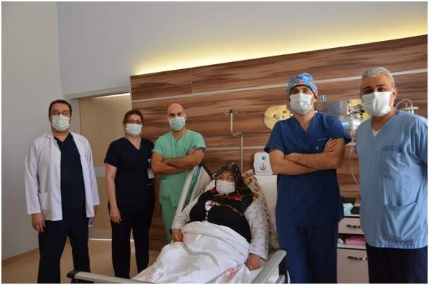 Hitit Üniversitesi'nde ilk kez Laparoskopik tüp mide ameliyatı yapıldı