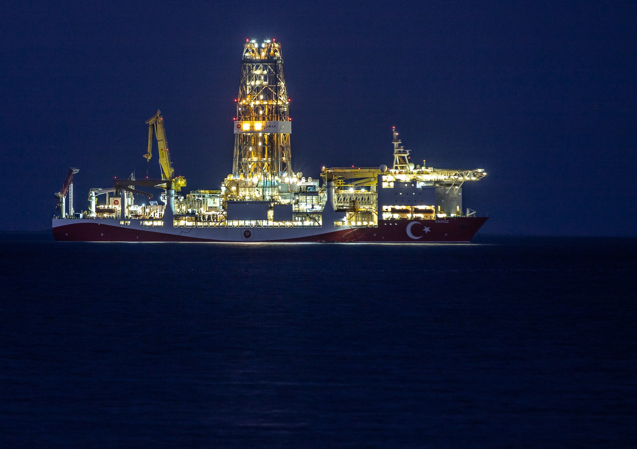 Cumhurbaşkanı Erdoğan’ın müjdesinden sonra gözler Yavuz gemisine çevrildi