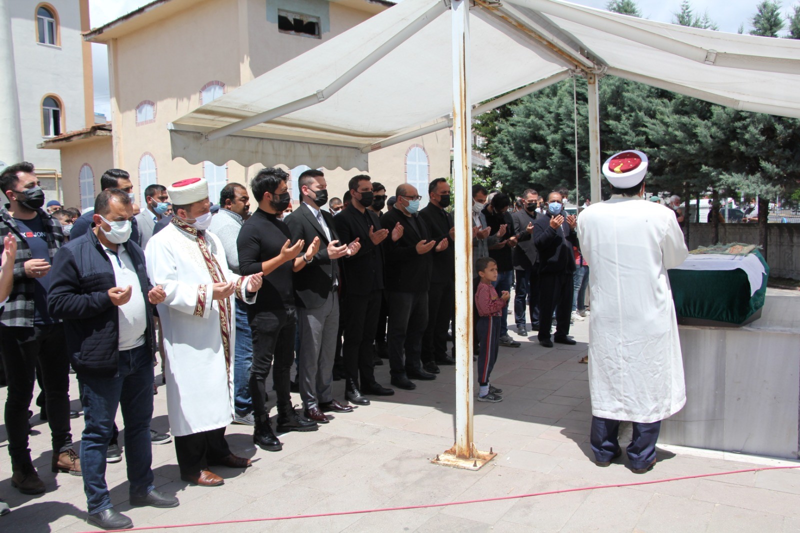 Rafet El Roman'ın baba acısı