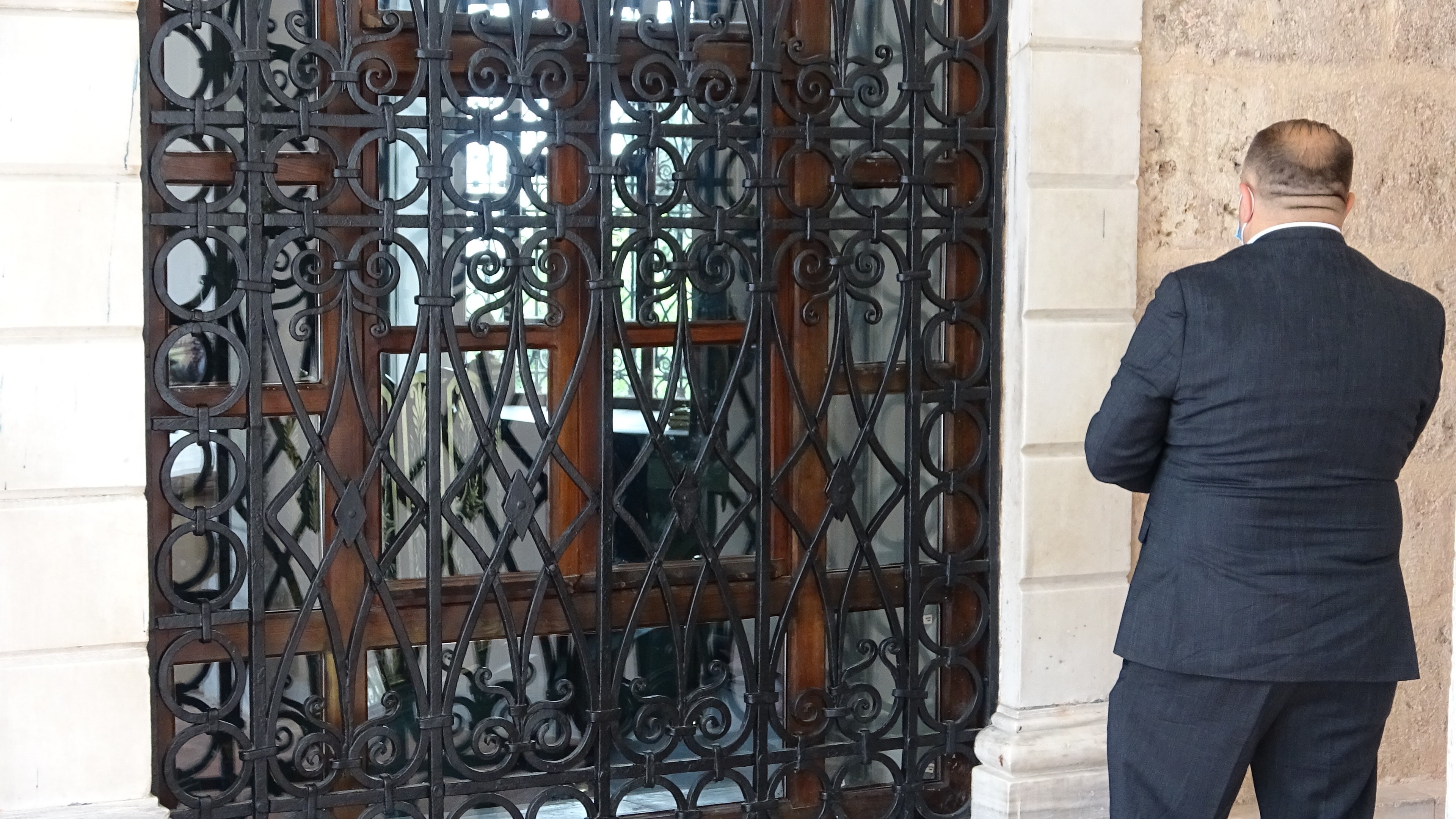 Emirsultan türbesi ziyarete açıldı