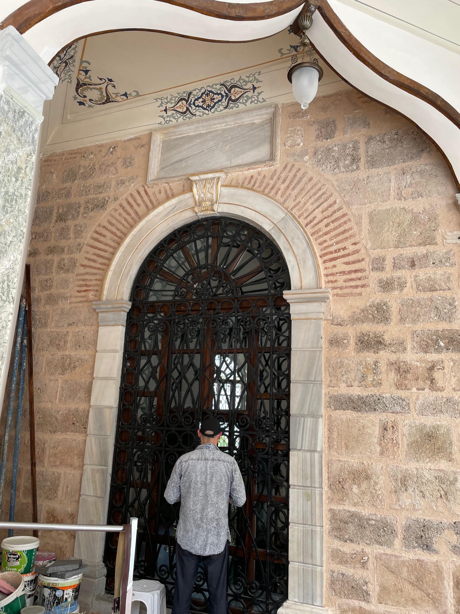 Emirsultan türbesi ziyarete açıldı