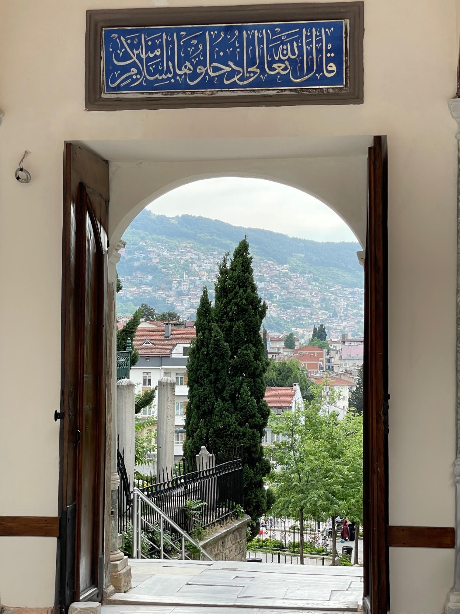 Emirsultan türbesi ziyarete açıldı