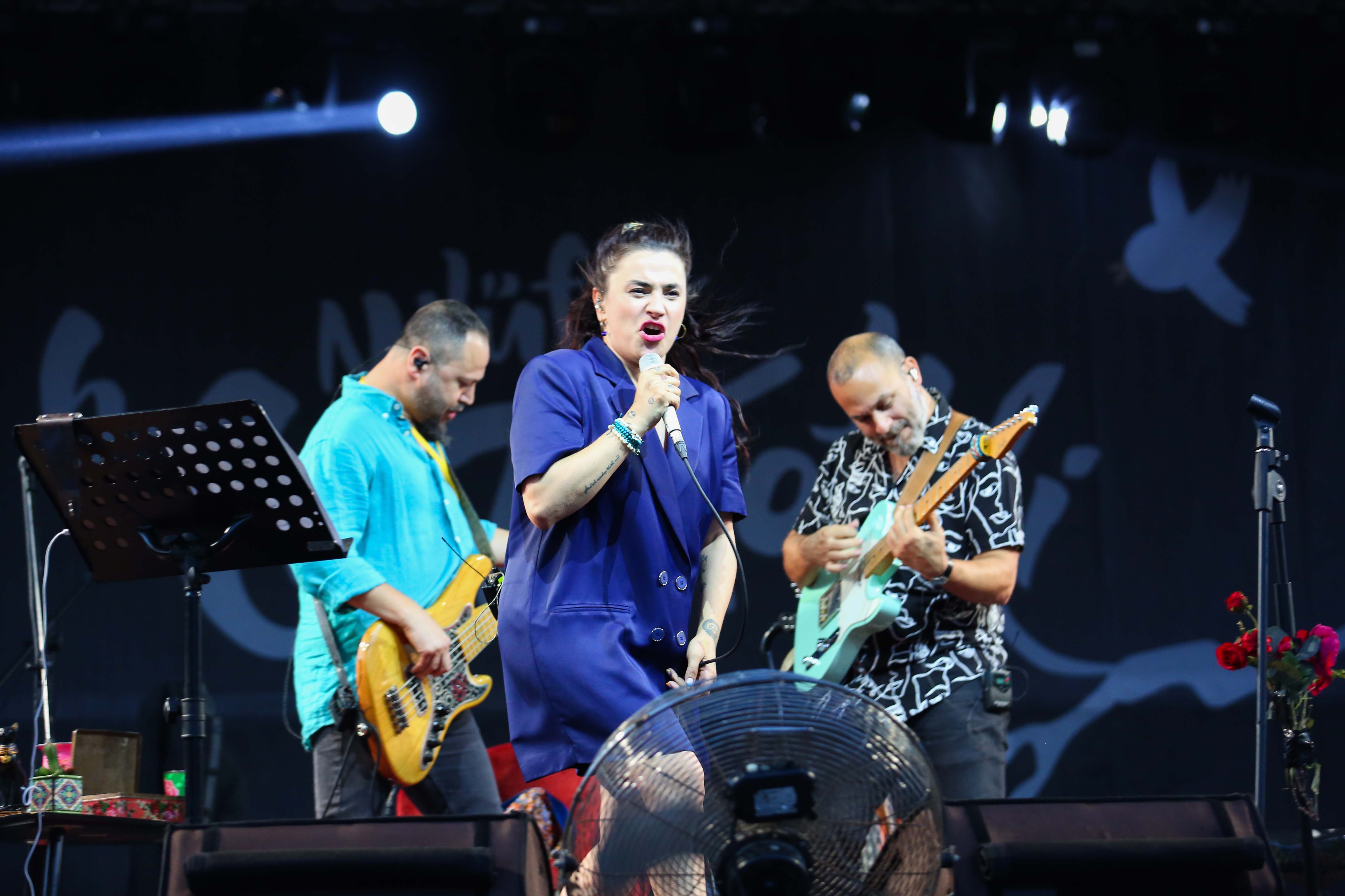 Ceylan Ertem konserinde Haluk Levent sürprizi