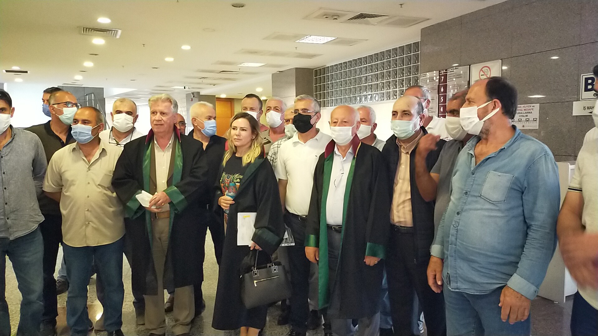 Eski Türkiye güzeli Sakaoğlu’nun 25 milyon TL mirası Fatih İtfaiyesi personeli arasında paylaştırıldı