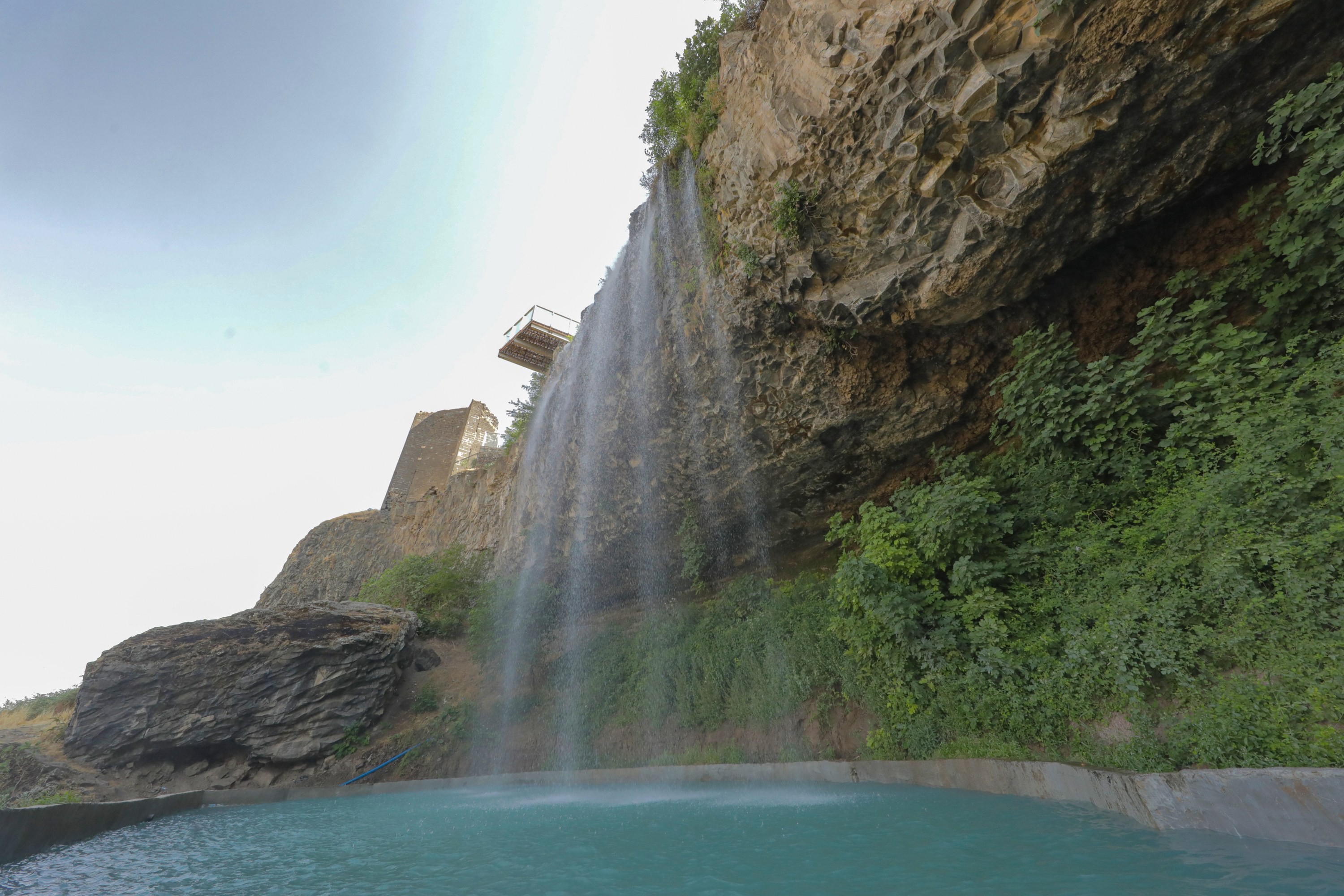Tarihi Fiskaya Şelalesi yeniden akmaya başladı