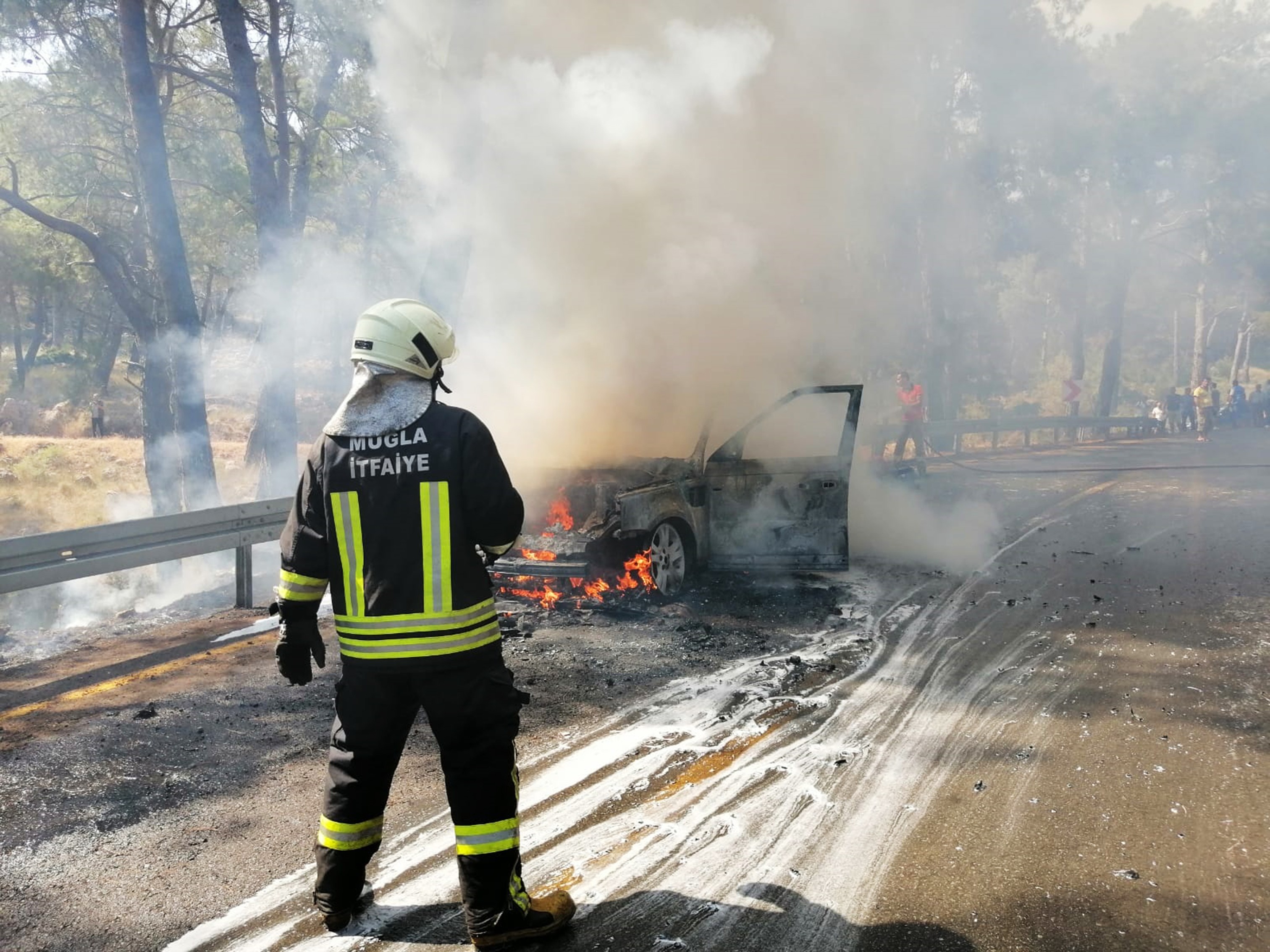 Fethiye’de araç yangını