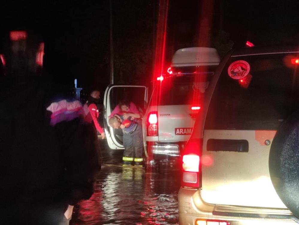 Düzce'de sel felaketi! Seferber oldular