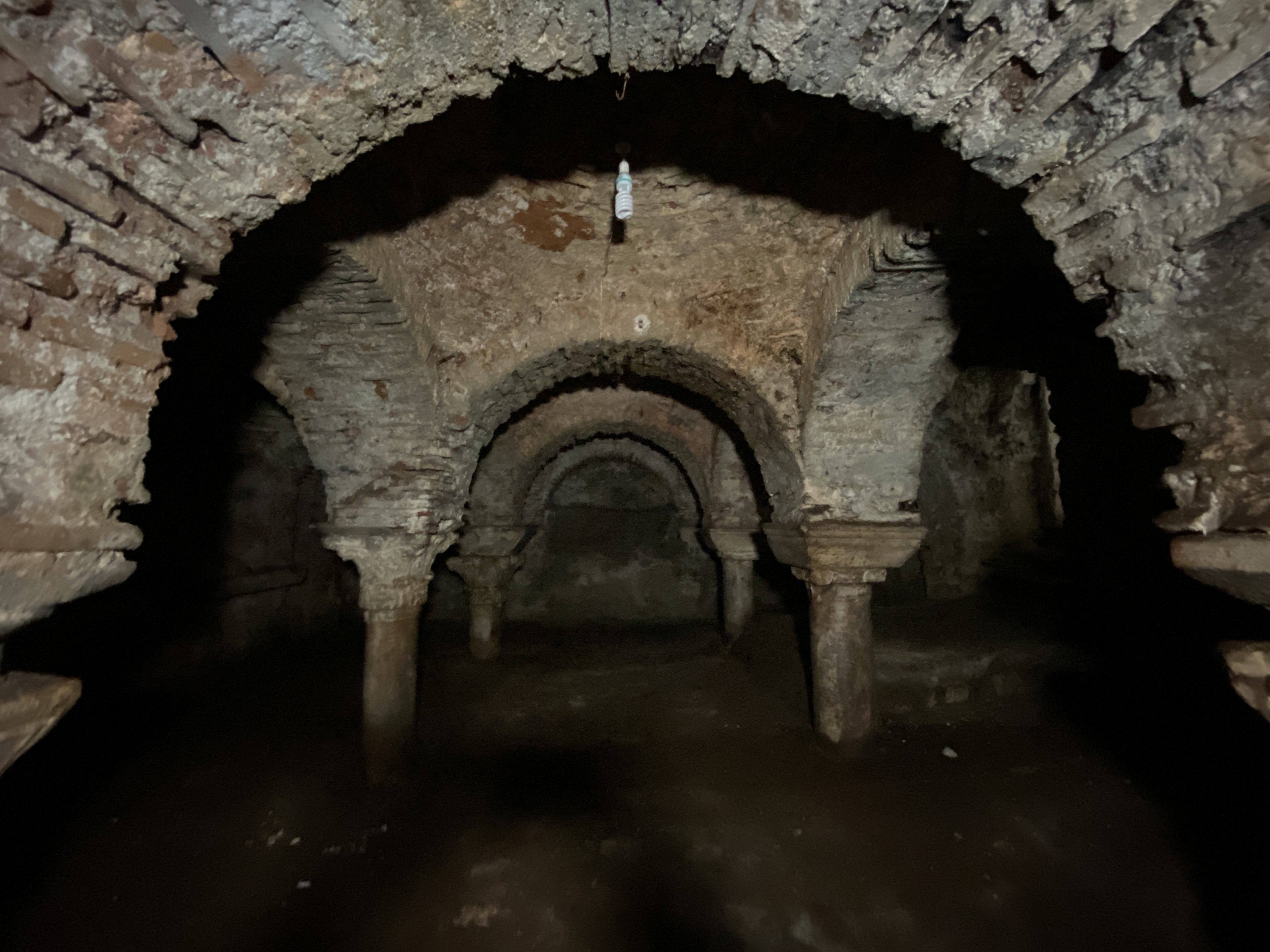 Bu apartmanın altında tarih yatıyor