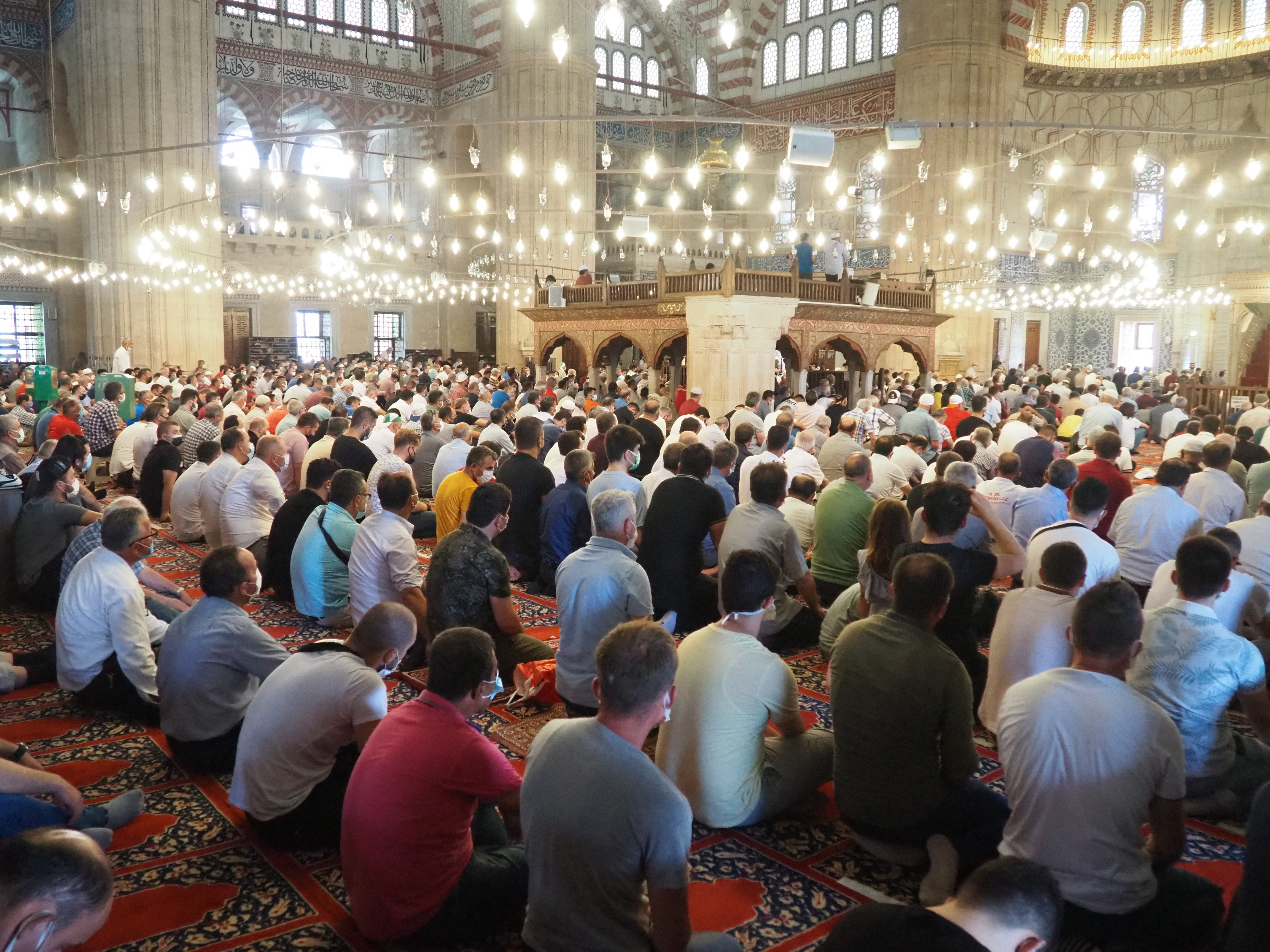 Selimiye Camii'nde bir yıl aradan sonra Kırkpınar kalabalığı
