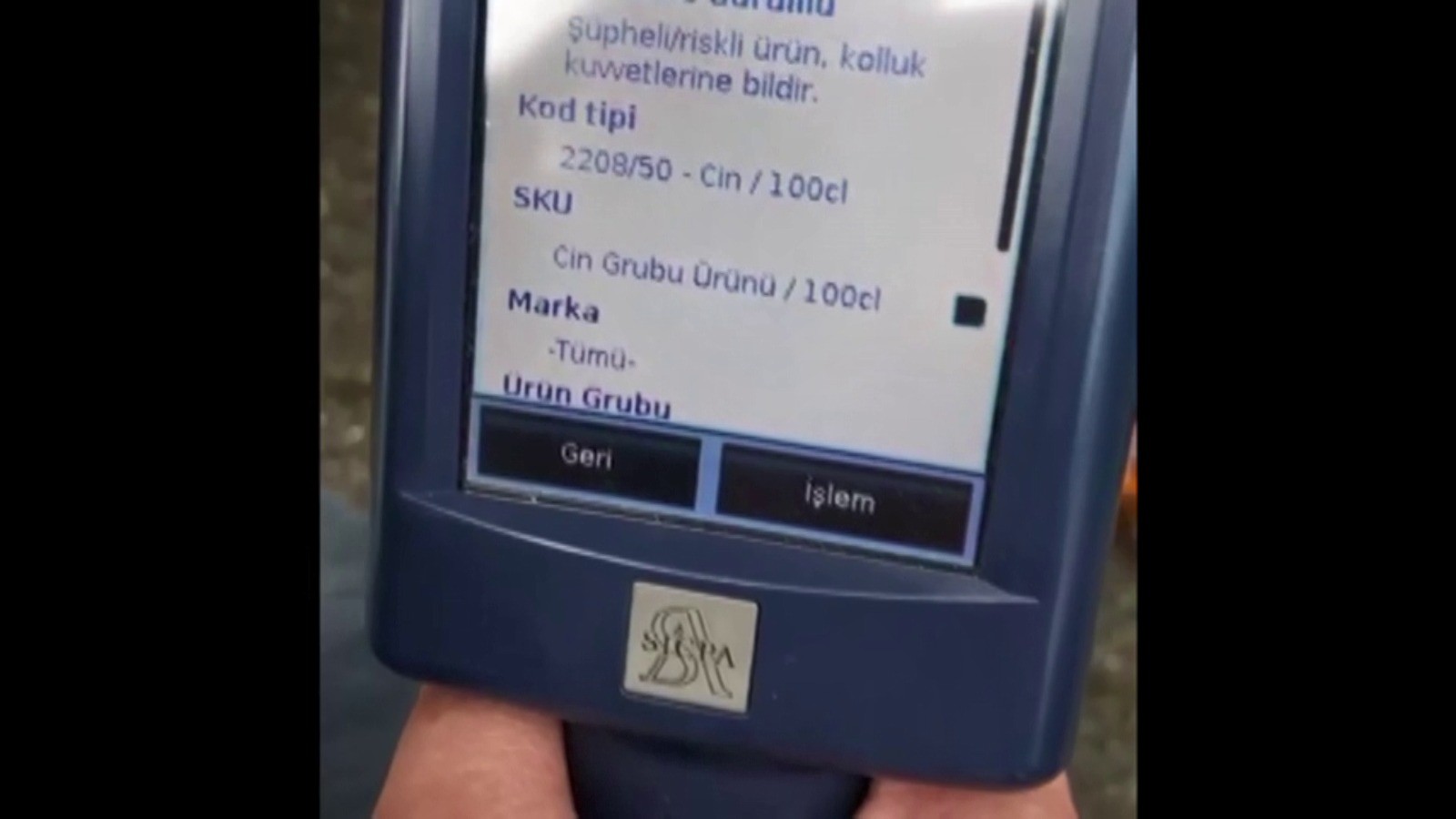 İstanbul'da sahte içki operasyonu: Markaları birebir taklit etmişler