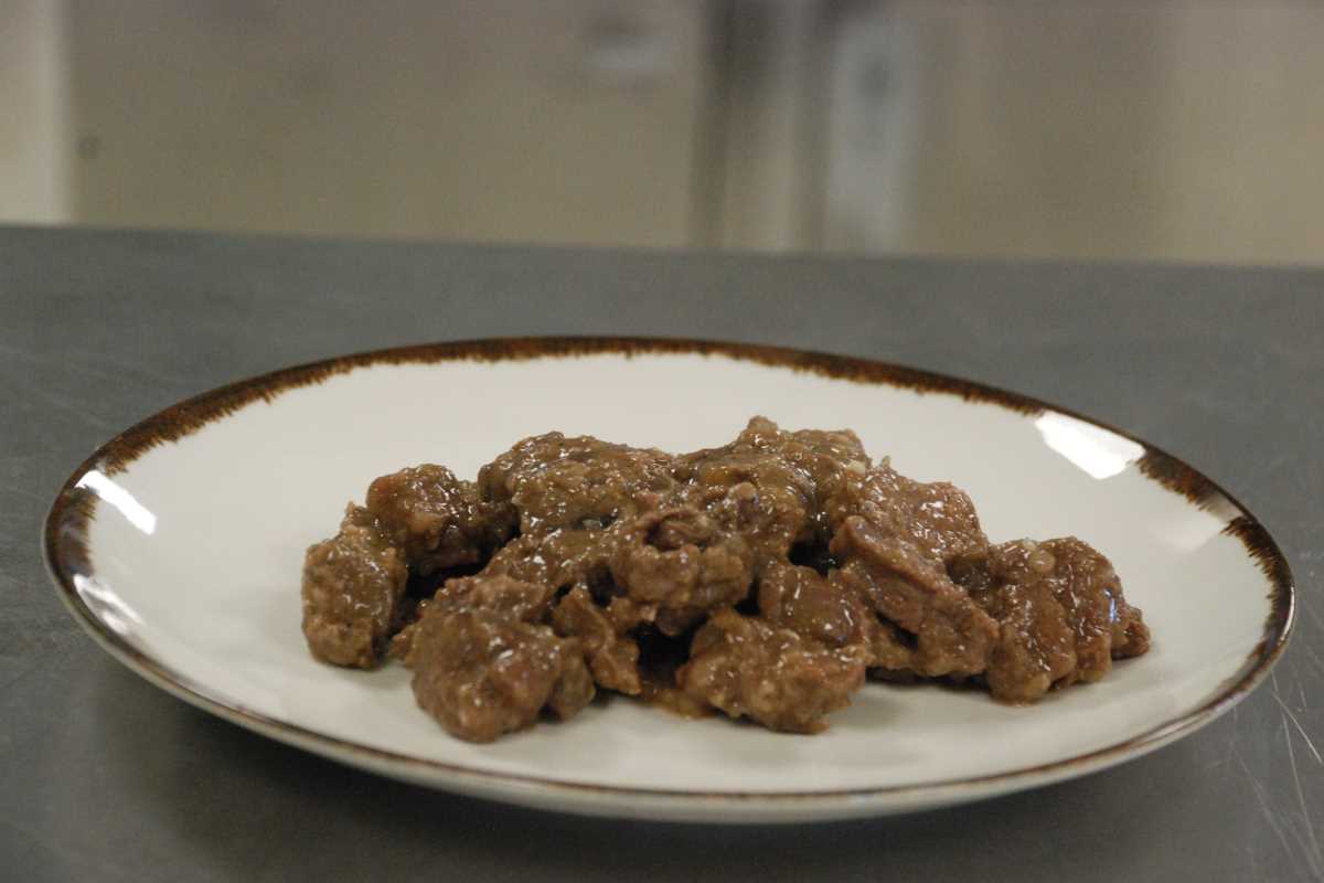 Bayrama özel kavurma ve soğuk baklava tarifi