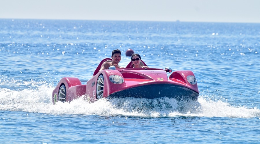 Denizde ferrari ile 10 dakikalık tur 100 avro