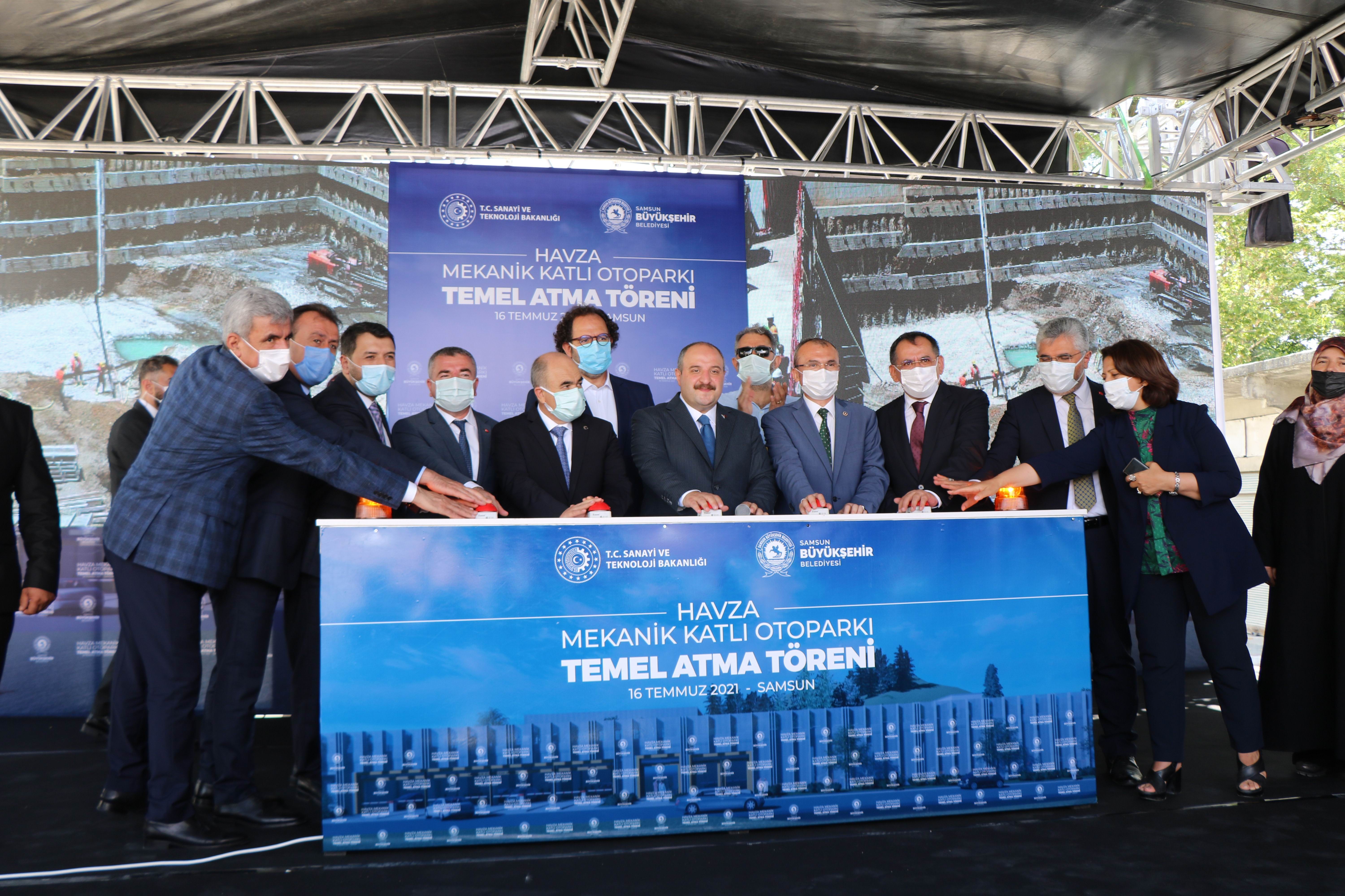 Bakan Varank: 'CHP sadece vatandaşın gözünü boyayacak işlere imza atar'