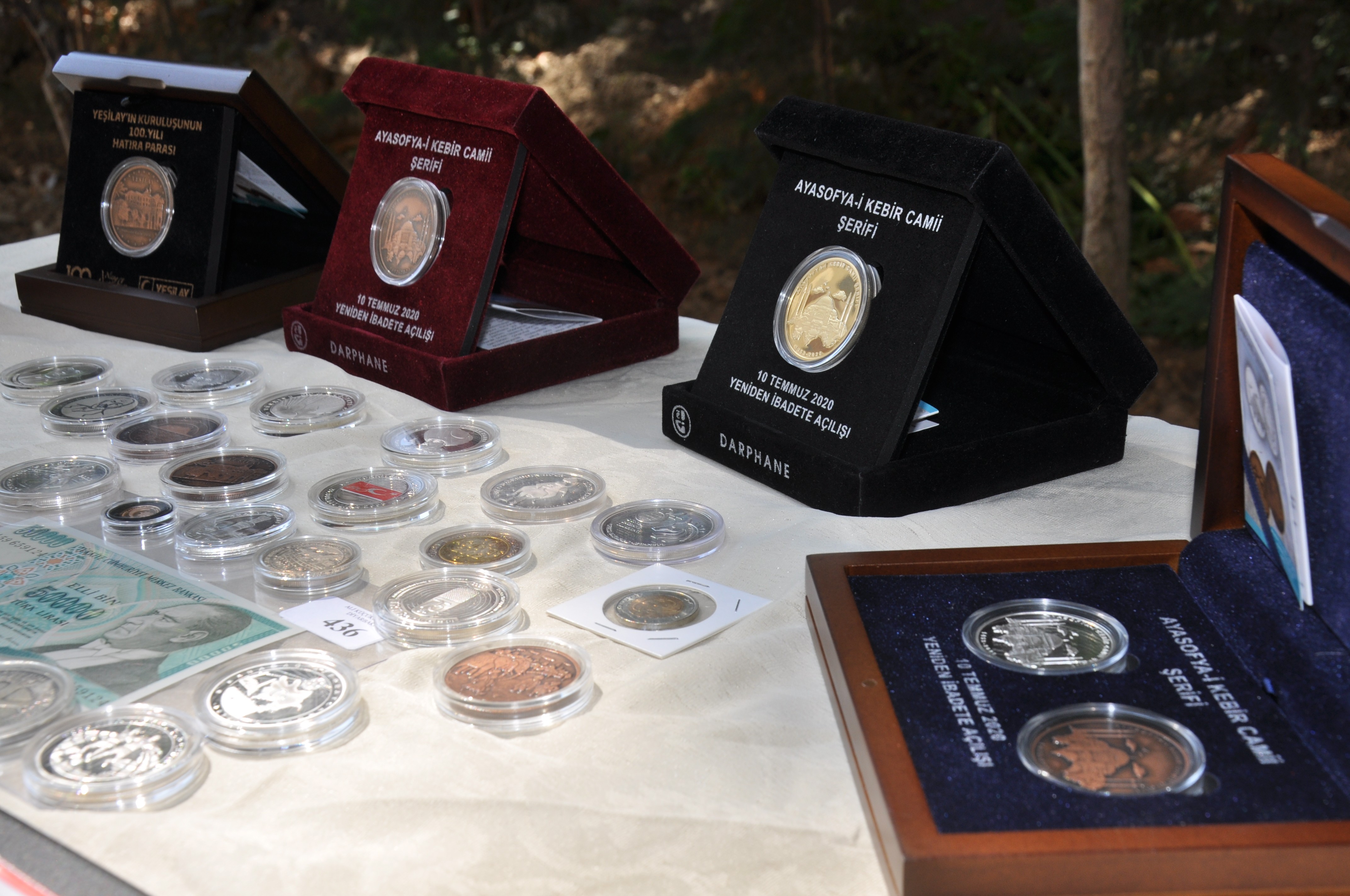 Kadıköylü koleksiyoner, çocukluğundan beri para biriktiriyor