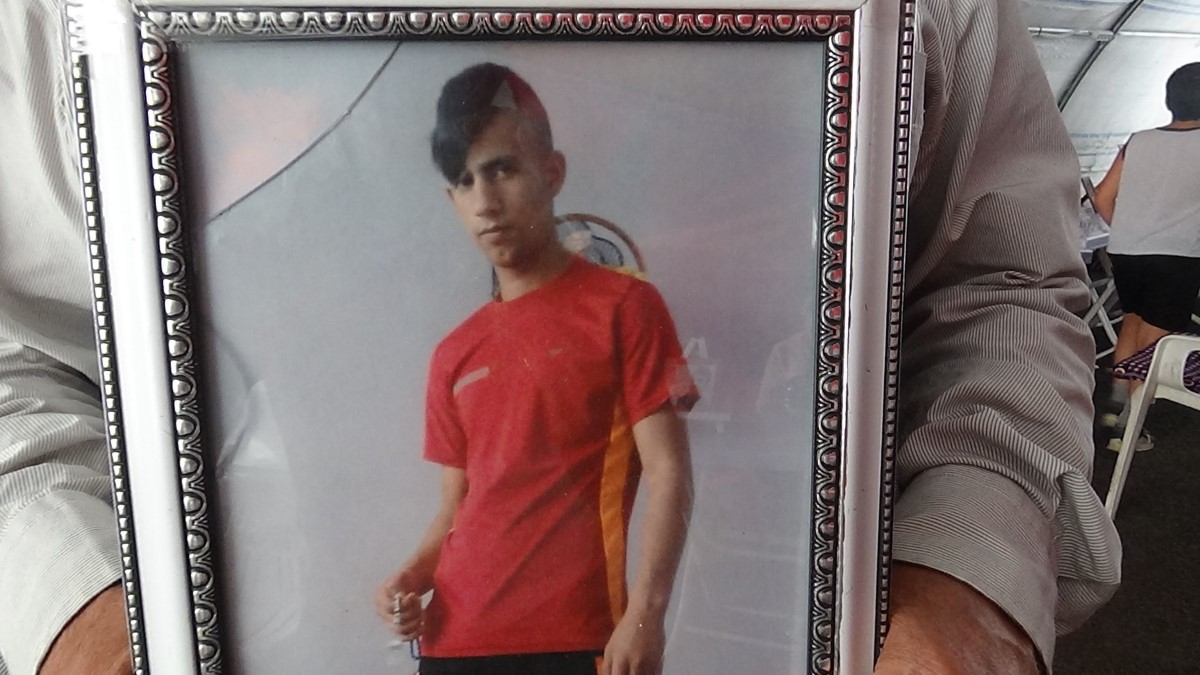 Evlat nöbetindeki baba, oğluna teslim ol çağrısında bulundu