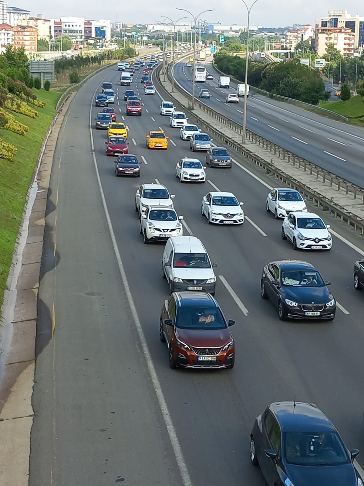 İstanbul'da bayram trafiği erken başladı