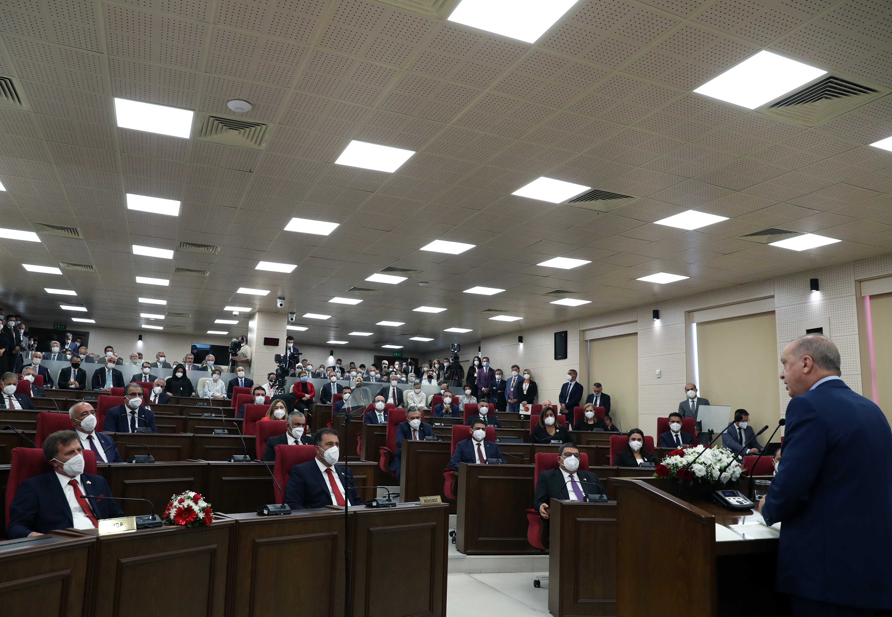 Cumhurbaşkanı Erdoğan KKTC meclisinde merakla beklenen müjdeyi açıkladı