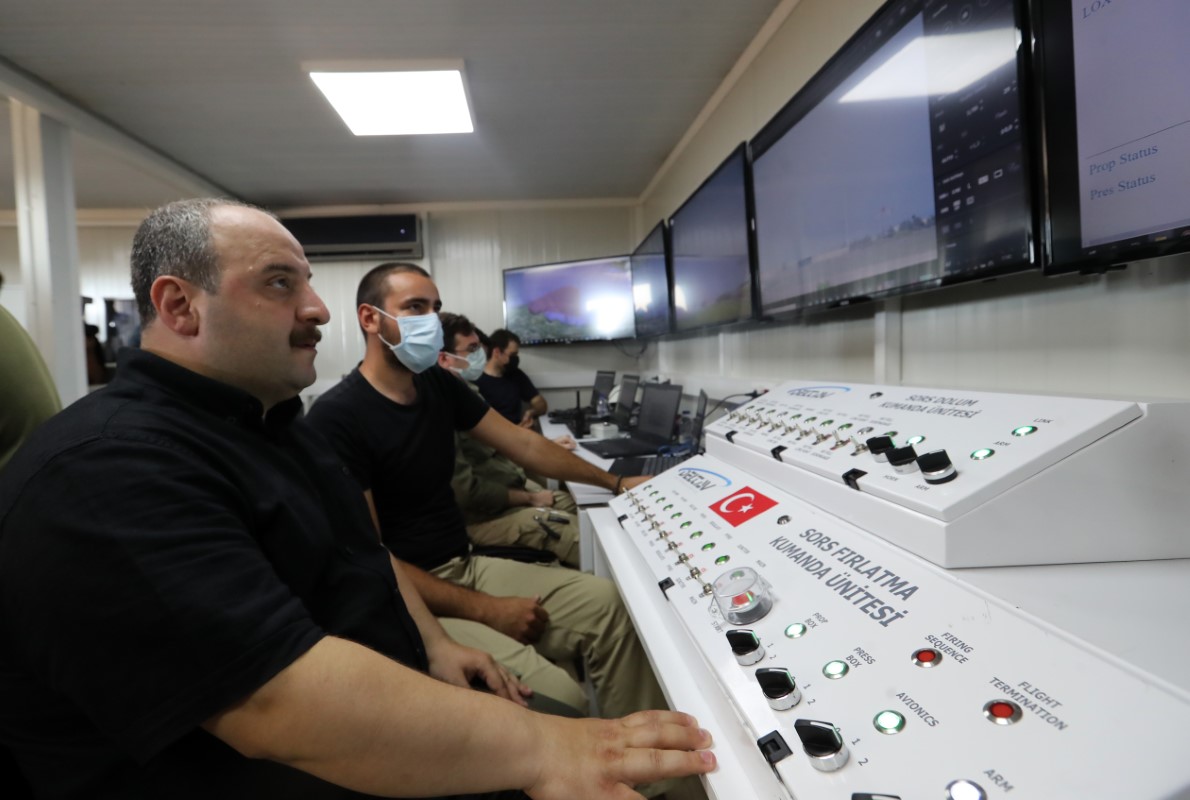 Bakan Varank: 'Uzay aracımızın tasarımına başladık'