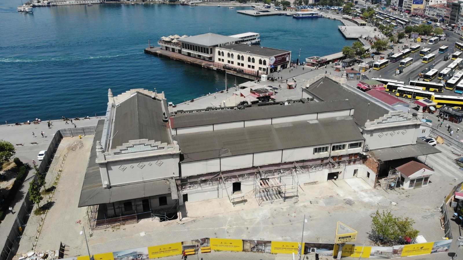 Tarihi Kadıköy Hal Binası’nda tepki çeken restorasyon çalışması