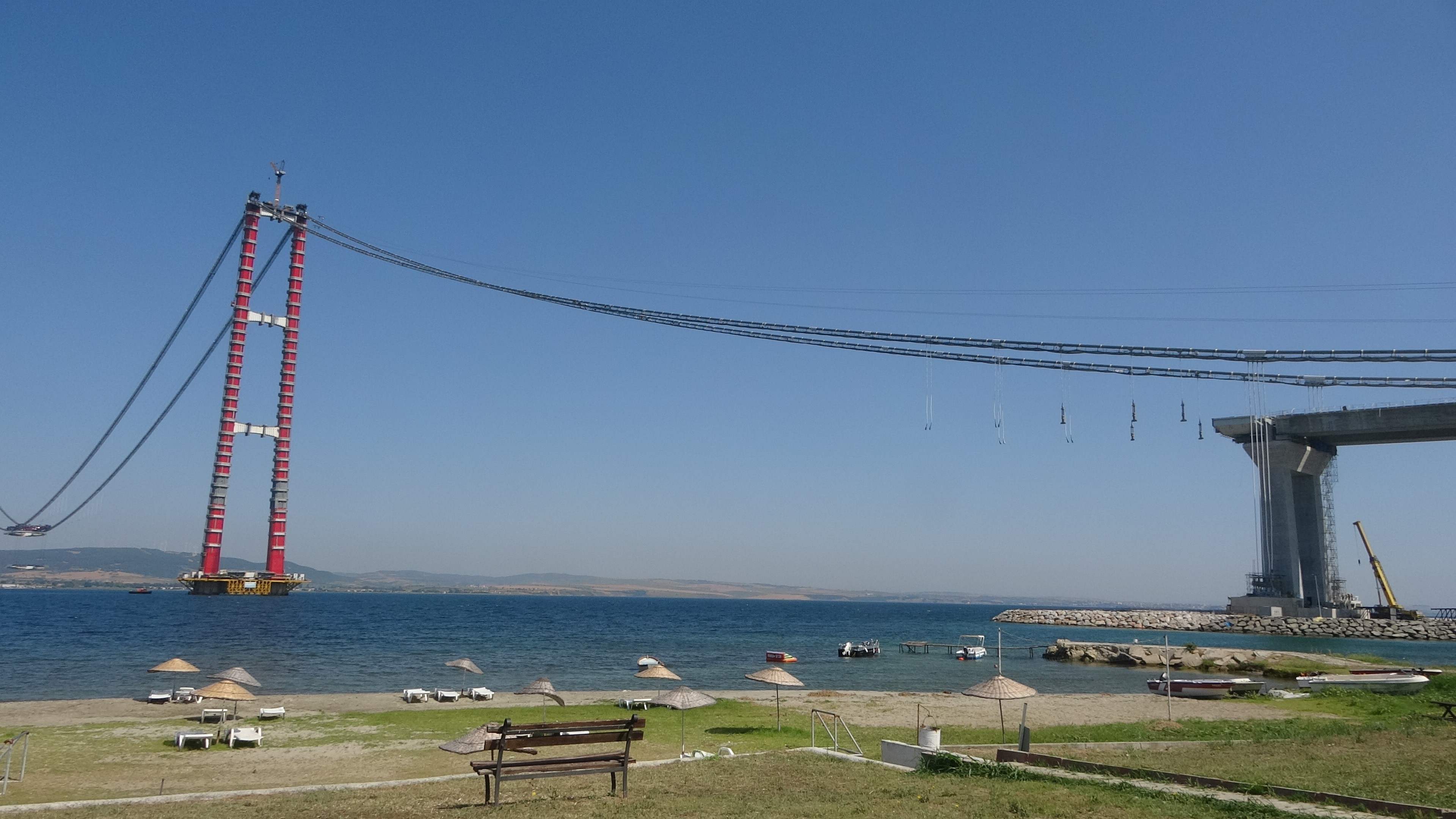 1915 Çanakkale Köprüsü’nün 3’üncü mega blok tabliye montajı başladı