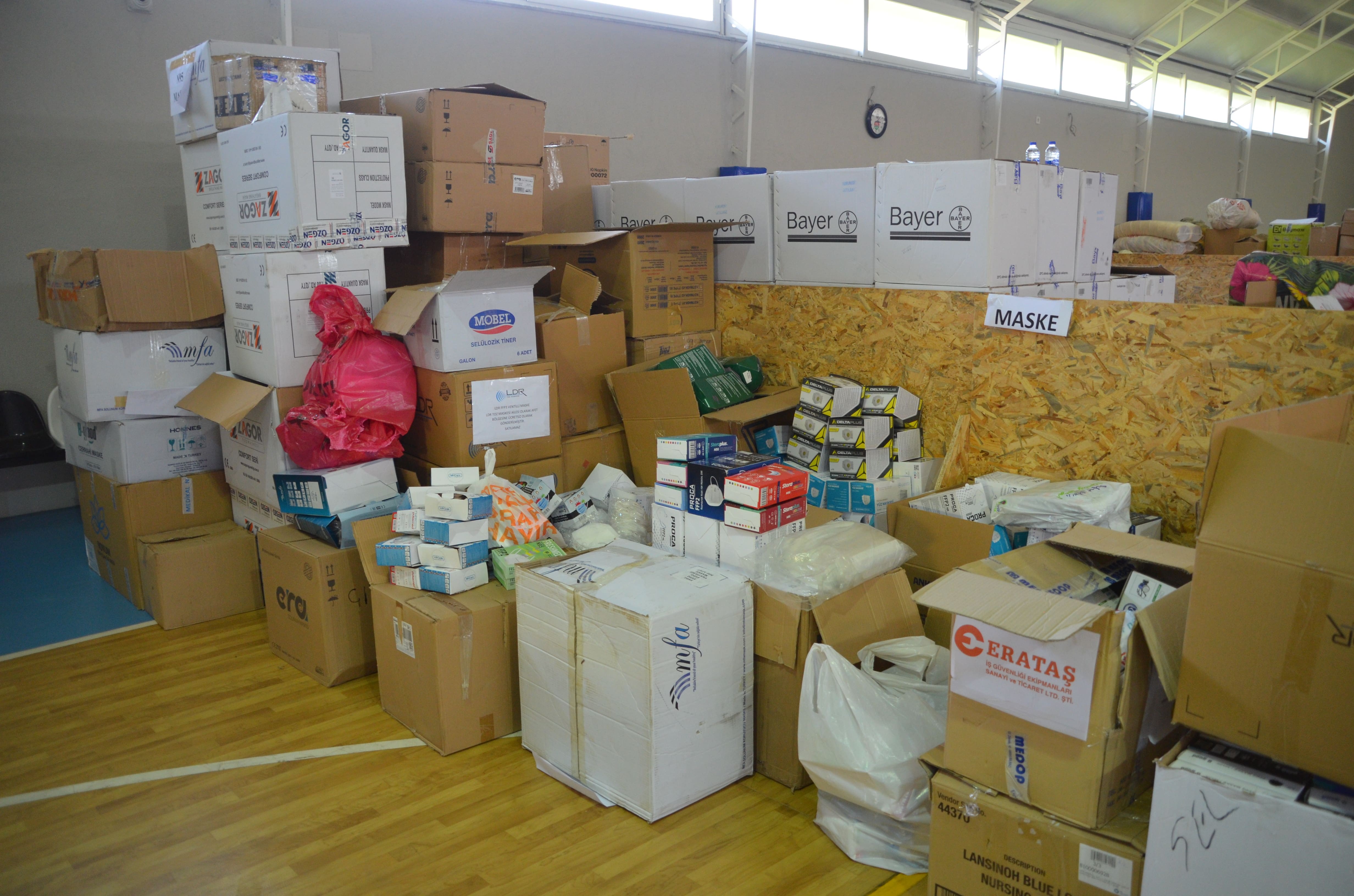 Marmaris’te yardım toplama merkezleri kuruldu