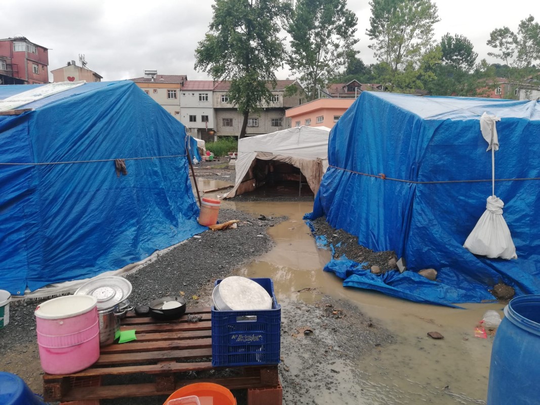 Zonguldak’ta mevsimlik tarım işçilerinin çadırları sular altında kaldı