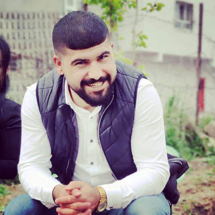 Beyoğlu'nda cinayet anları kamerada: 1 ölü, 1 yaralı