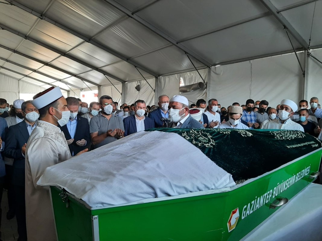 Cumhurbaşkanı Erdoğan'ın avukatlarından İnal'ın acı günü