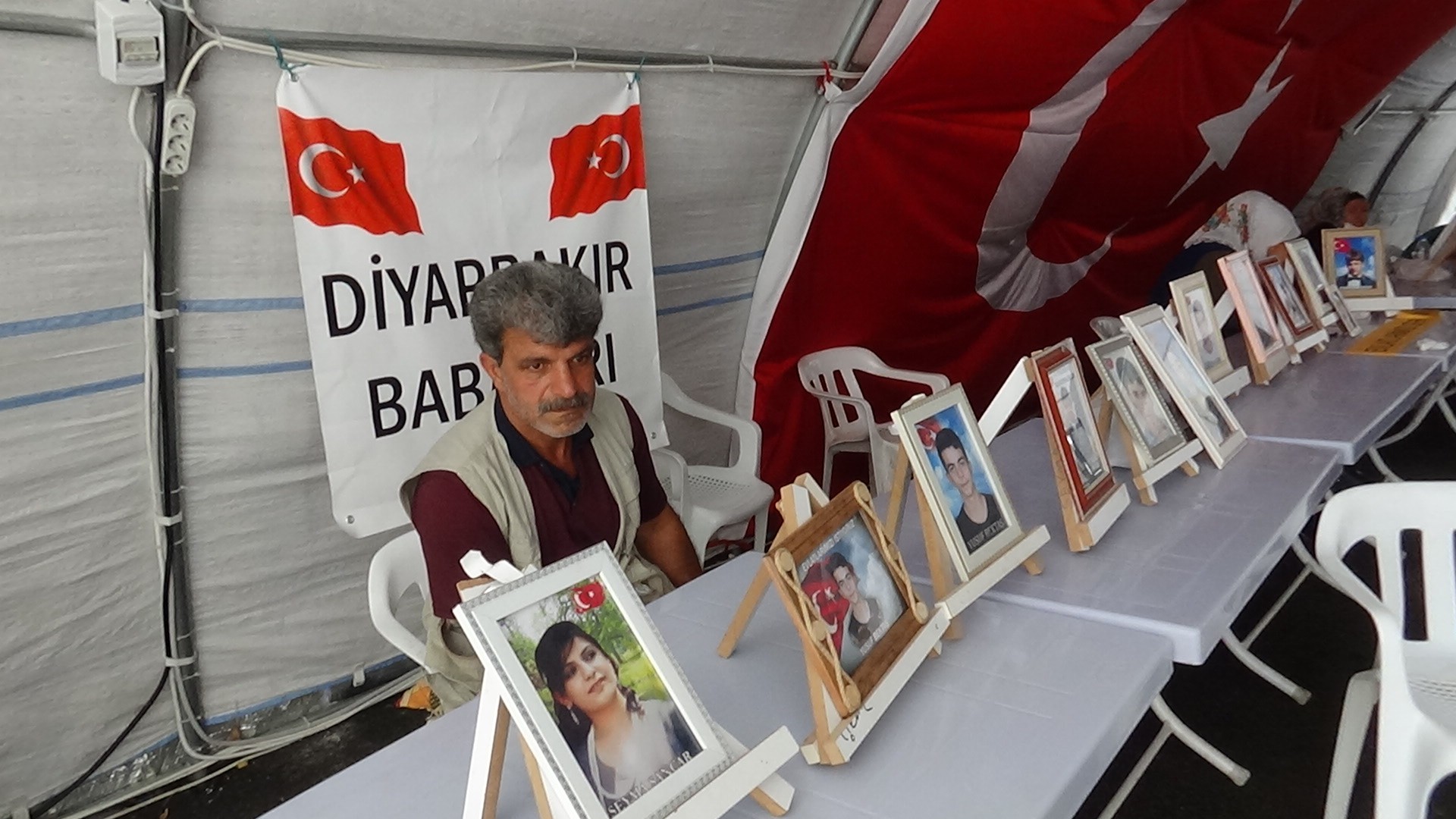 HDP önündeki ailelerin evlat nöbeti 711’inci gününde