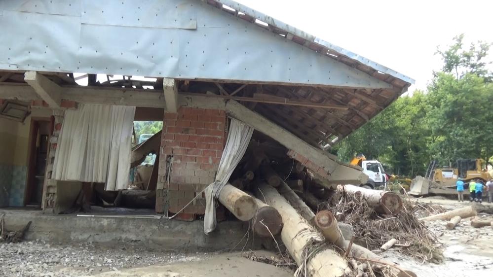 Sinop'taki selin yaraları sarılıyor