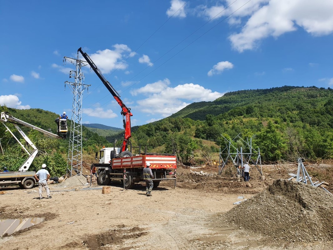 Kastamonu’da sel felaketinden etkilenen bölgeler enerjilendirildi