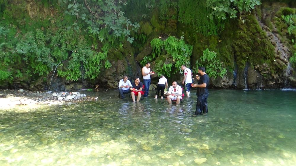 Batman'da teröristlerin viran ettiği köylere yeniden huzur geldi