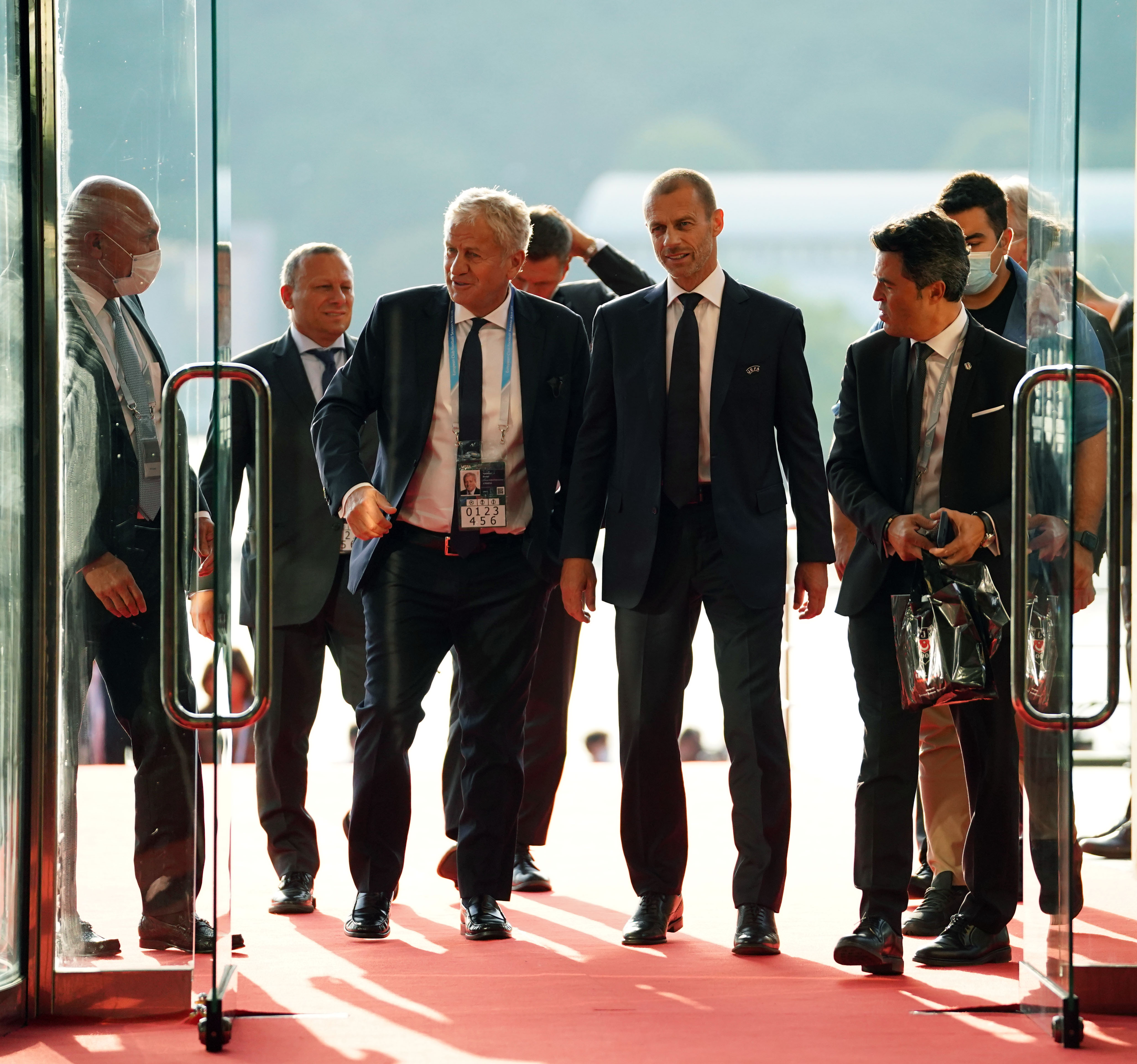 UEFA Şampiyonlar Ligi kura çekimi Haliç Kongre Merkezi'nde gerçekleşiyor