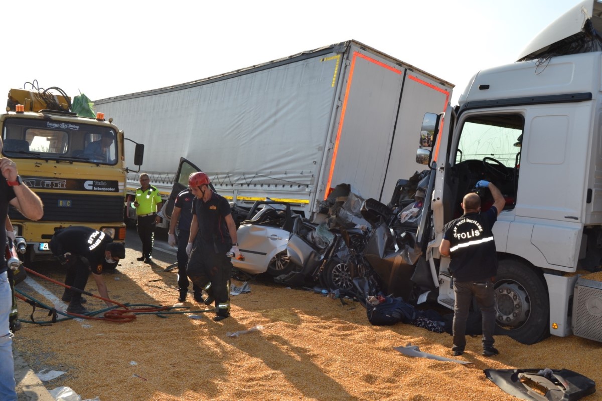 Manisa'da korkunç kaza!